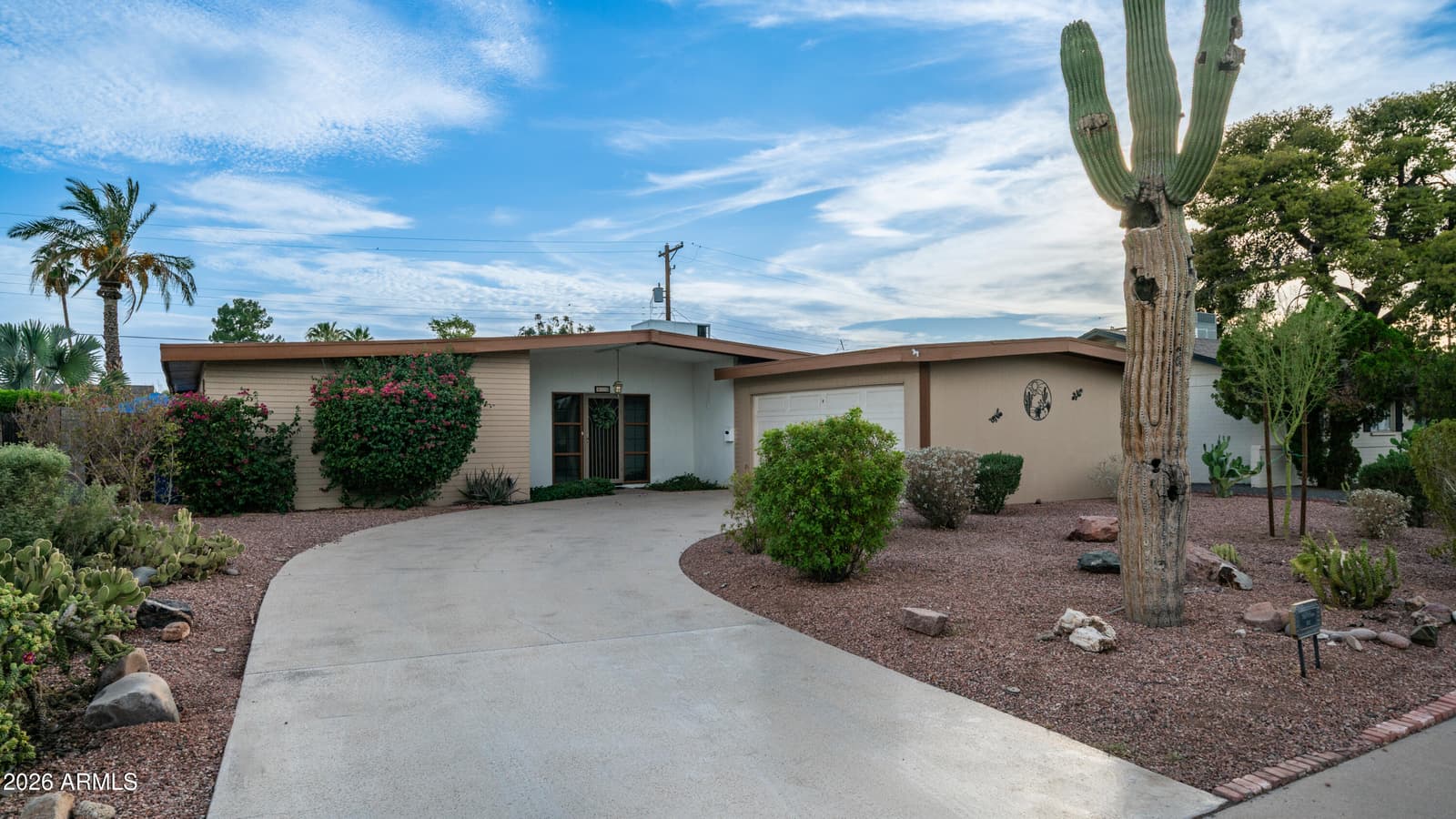 413 E BALBOA Drive, Tempe, AZ 85282 — photo 2 of 40