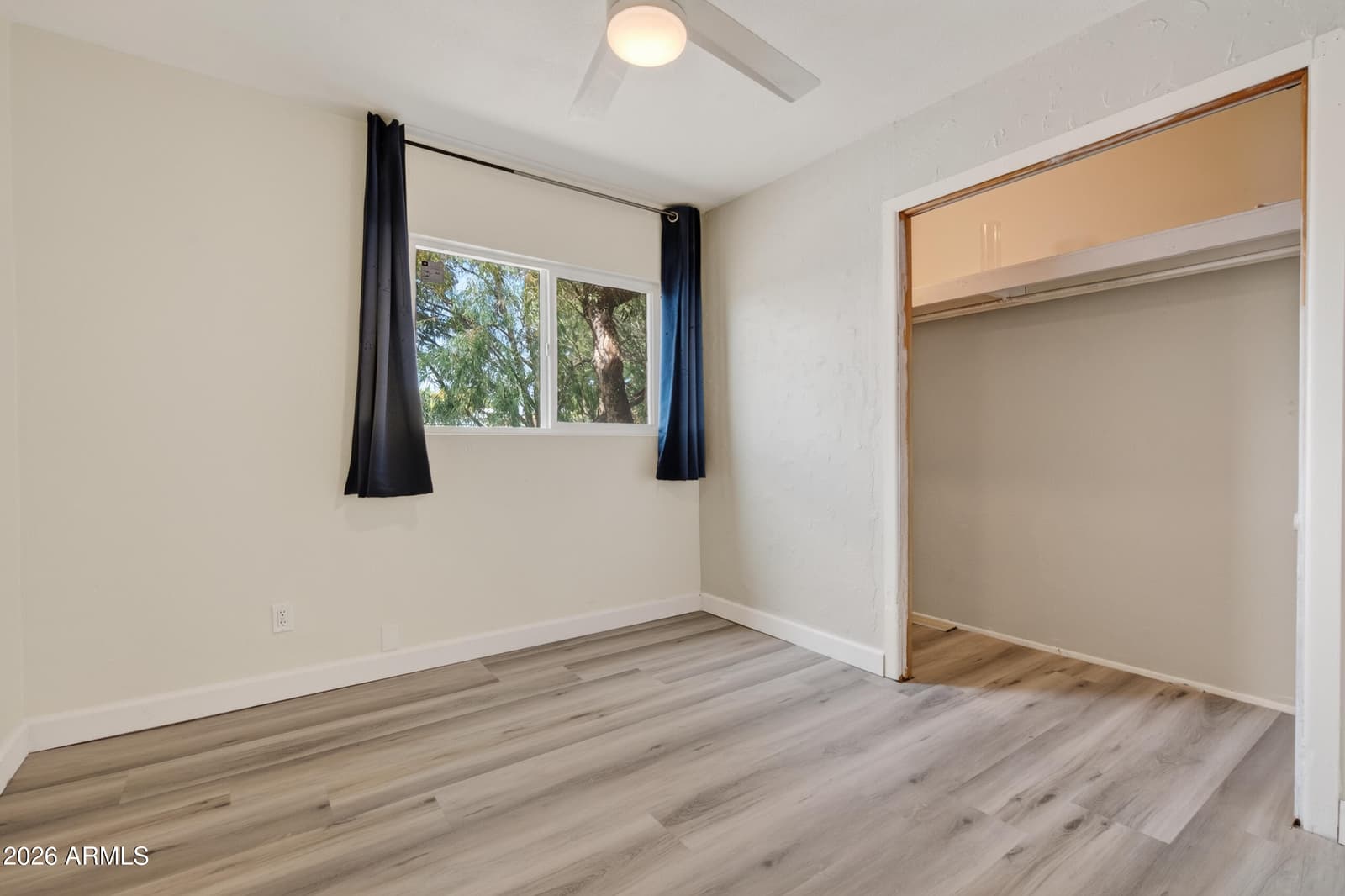 2049 W JOAN DE ARC Avenue, Phoenix, AZ 85029 — photo 21 of 34