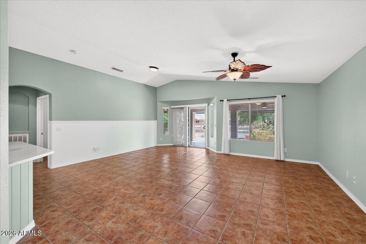 19894 N 108TH Avenue, Sun City, AZ 85373 — photo 7 of 44