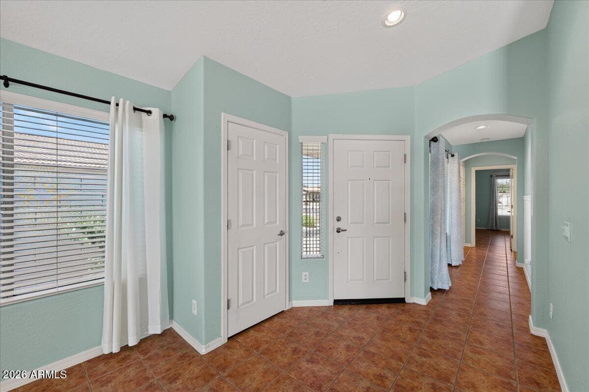 19894 N 108TH Avenue, Sun City, AZ 85373 — photo 11 of 44