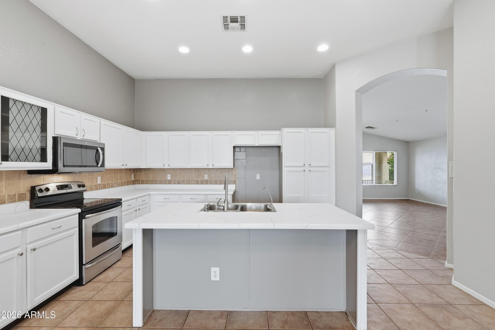 3798 S SETON Avenue, Gilbert, AZ 85297 — photo 3 of 29