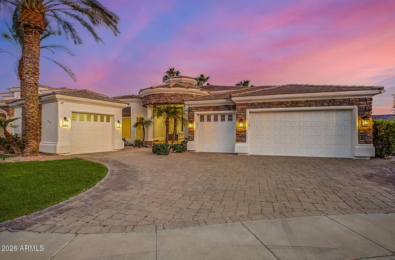 663 W ASTER Court, Chandler, AZ 85248 — photo 9 of 76