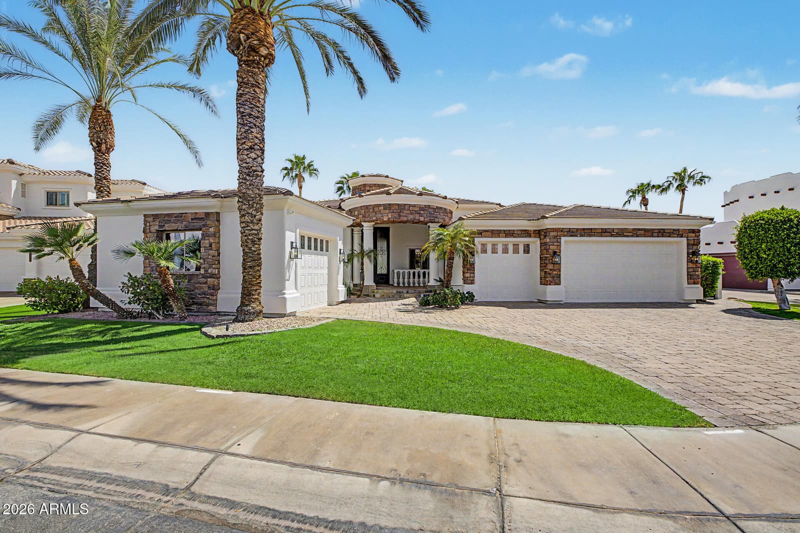 663 W ASTER Court, Chandler, AZ 85248 — photo 5 of 76