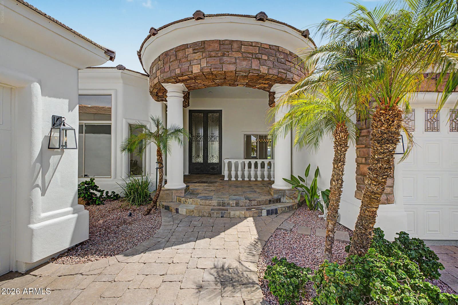 663 W ASTER Court, Chandler, AZ 85248 — photo 3 of 76