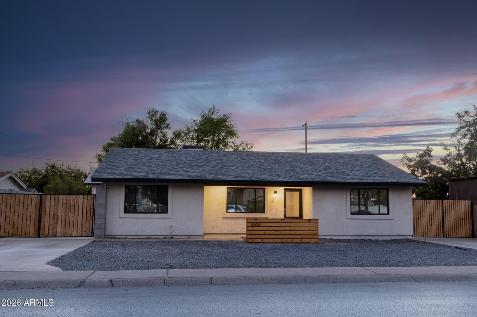 4536 N 17th Avenue, Phoenix, AZ 85015 — photo 8 of 9