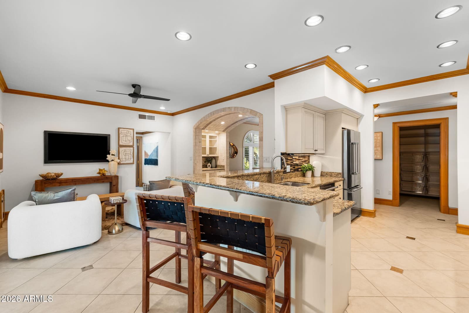 149 N COUNTRY CLUB Drive, Phoenix, AZ 85014 — photo 18 of 89