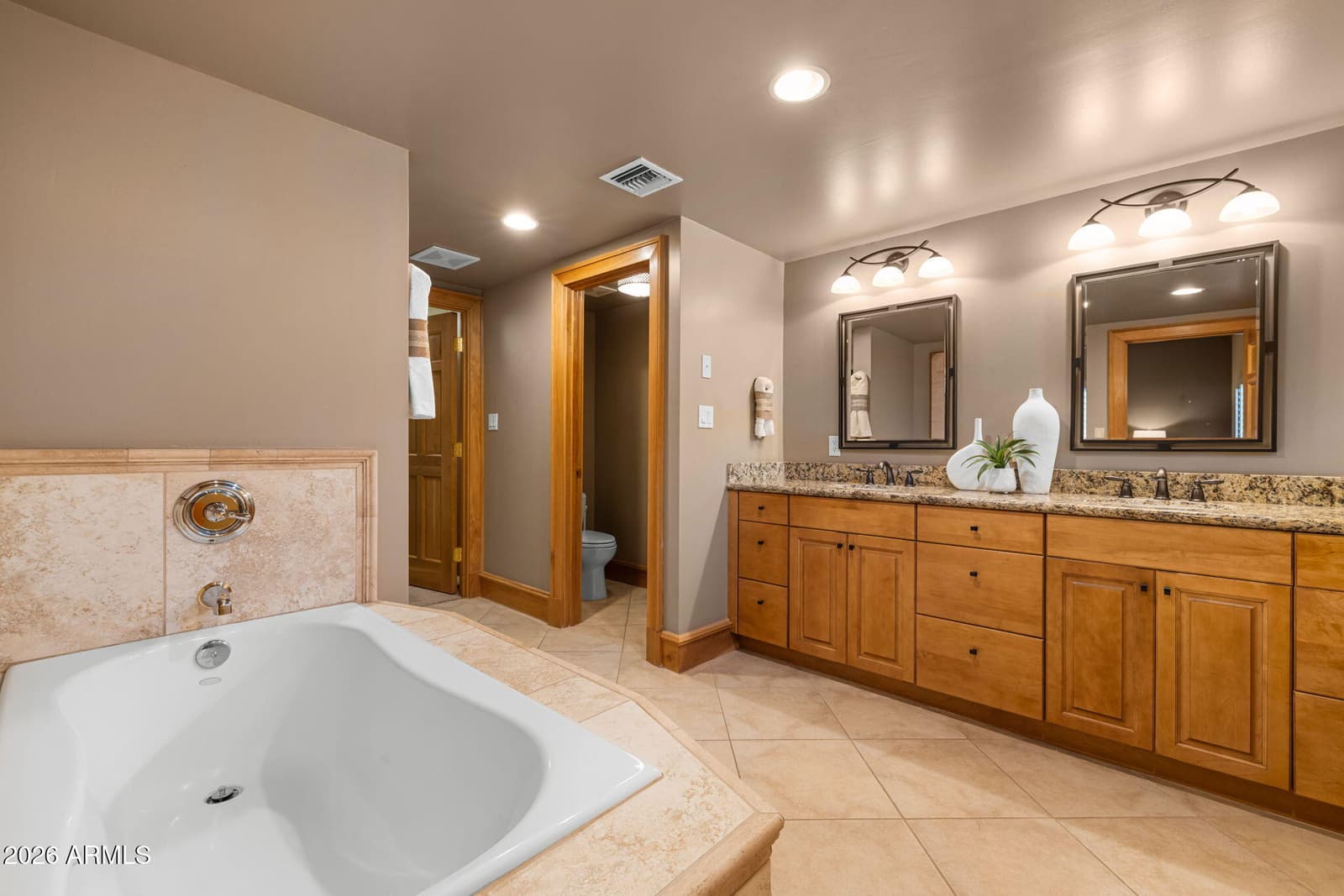 149 N COUNTRY CLUB Drive, Phoenix, AZ 85014 — photo 29 of 89