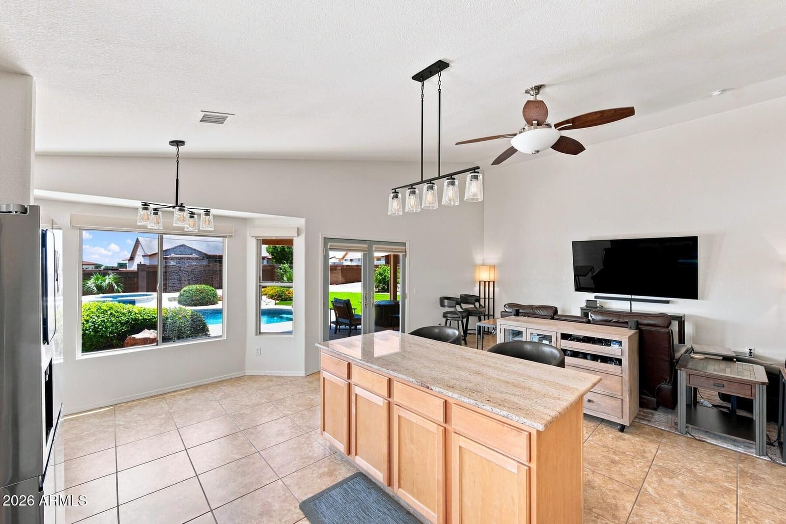 2573 MONTECITO Court, Sierra Vista, AZ 85635 — photo 13 of 42