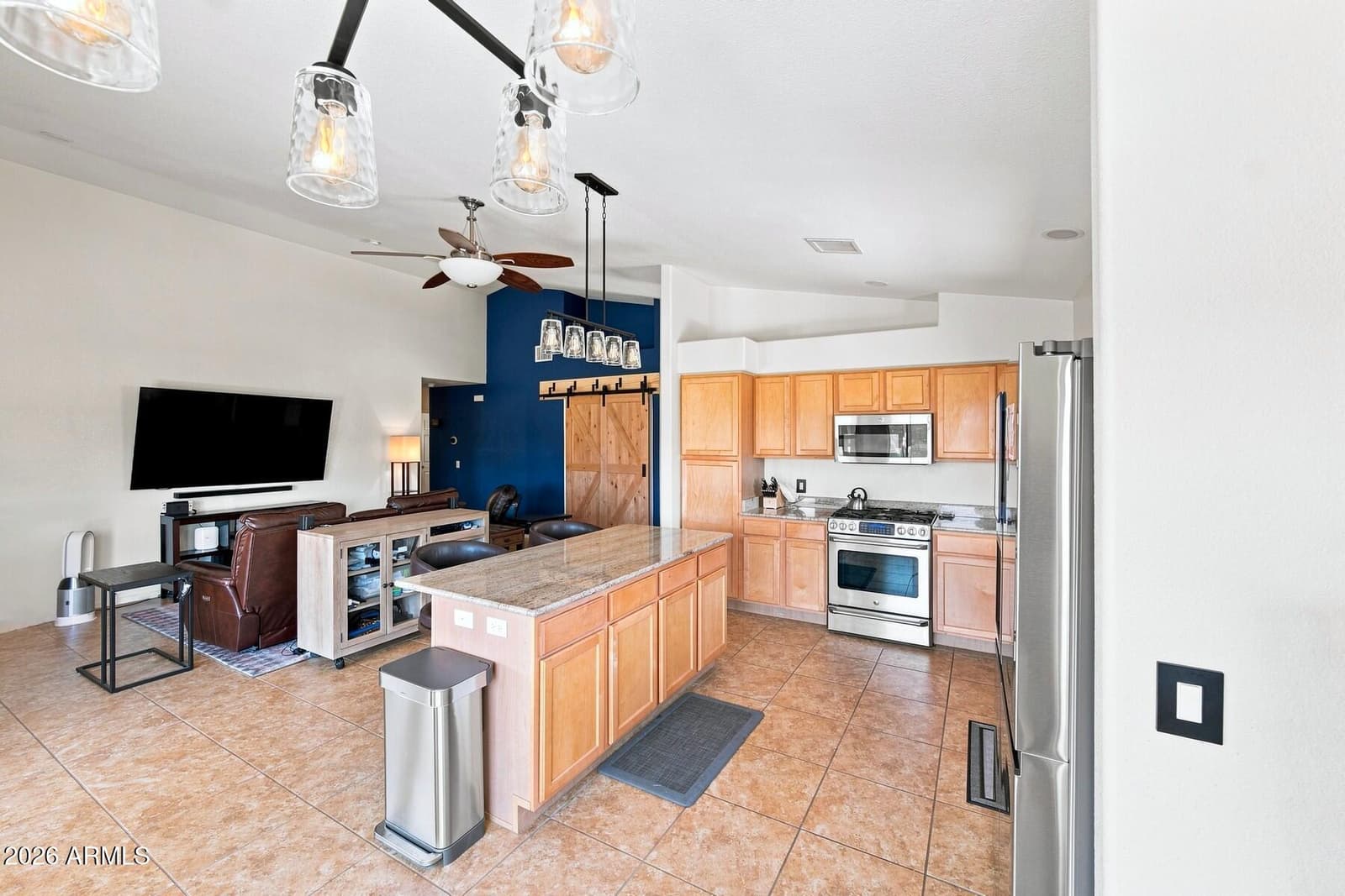 2573 MONTECITO Court, Sierra Vista, AZ 85635 — photo 15 of 42