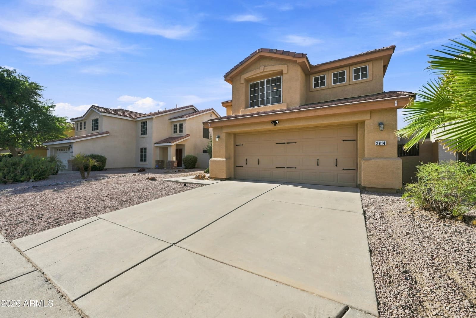 2914 E WINDSONG Drive, Phoenix, AZ 85048 — photo 2 of 27