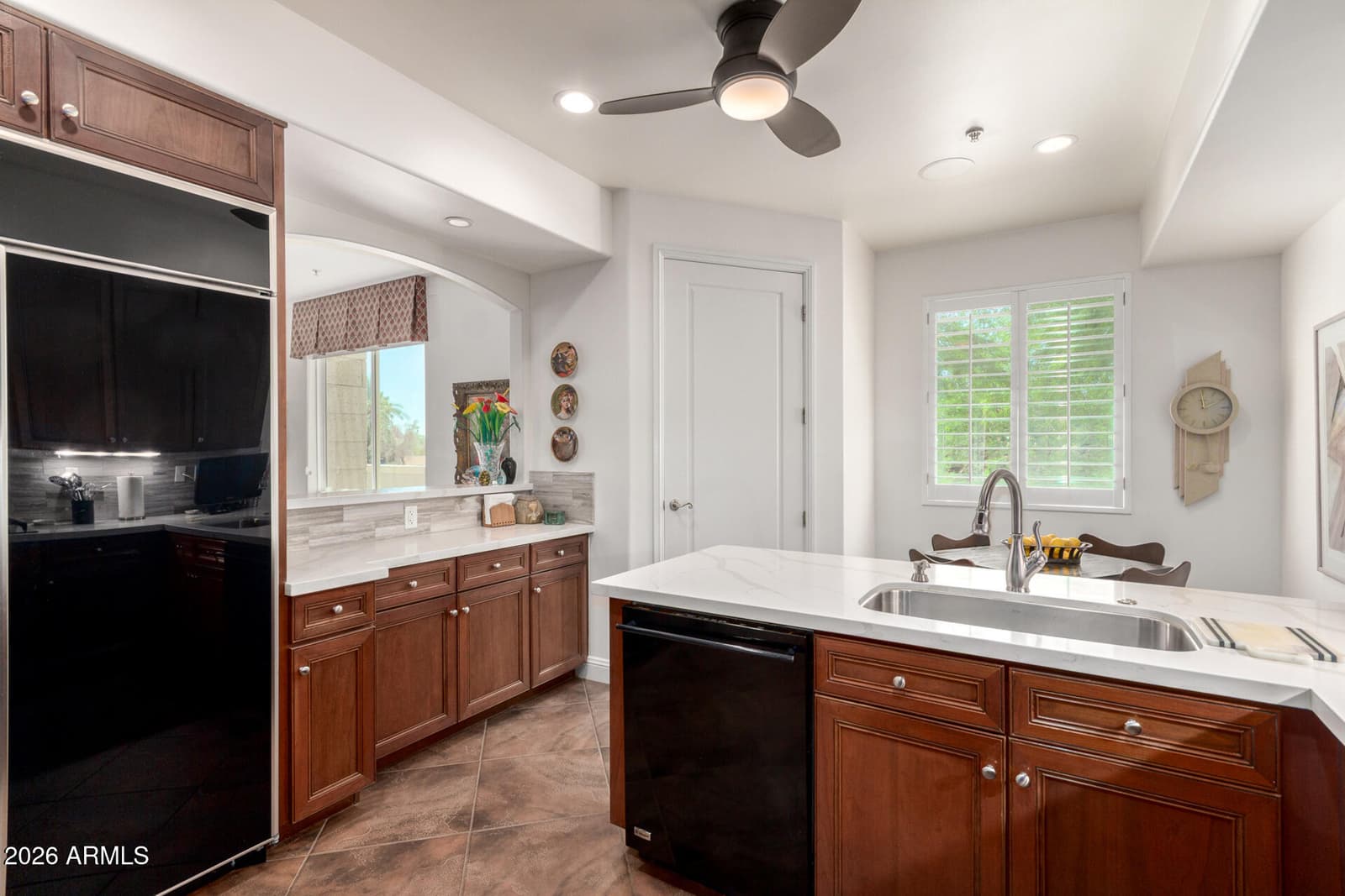 3801 N GOLDWATER Boulevard G201, Scottsdale, AZ 85251 — photo 8 of 54