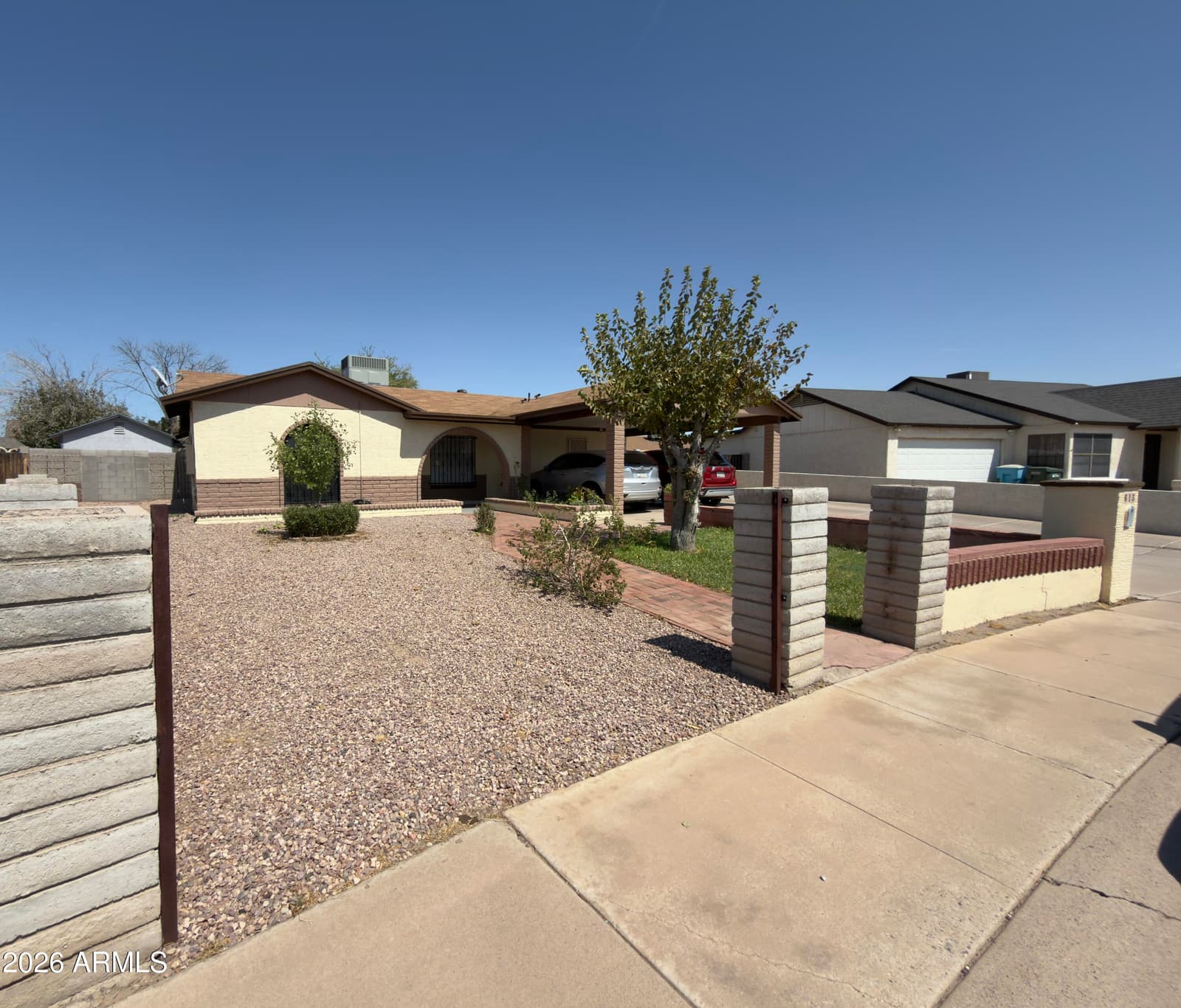 615 N 61ST Drive, Phoenix, AZ 85043 — photo 3 of 34