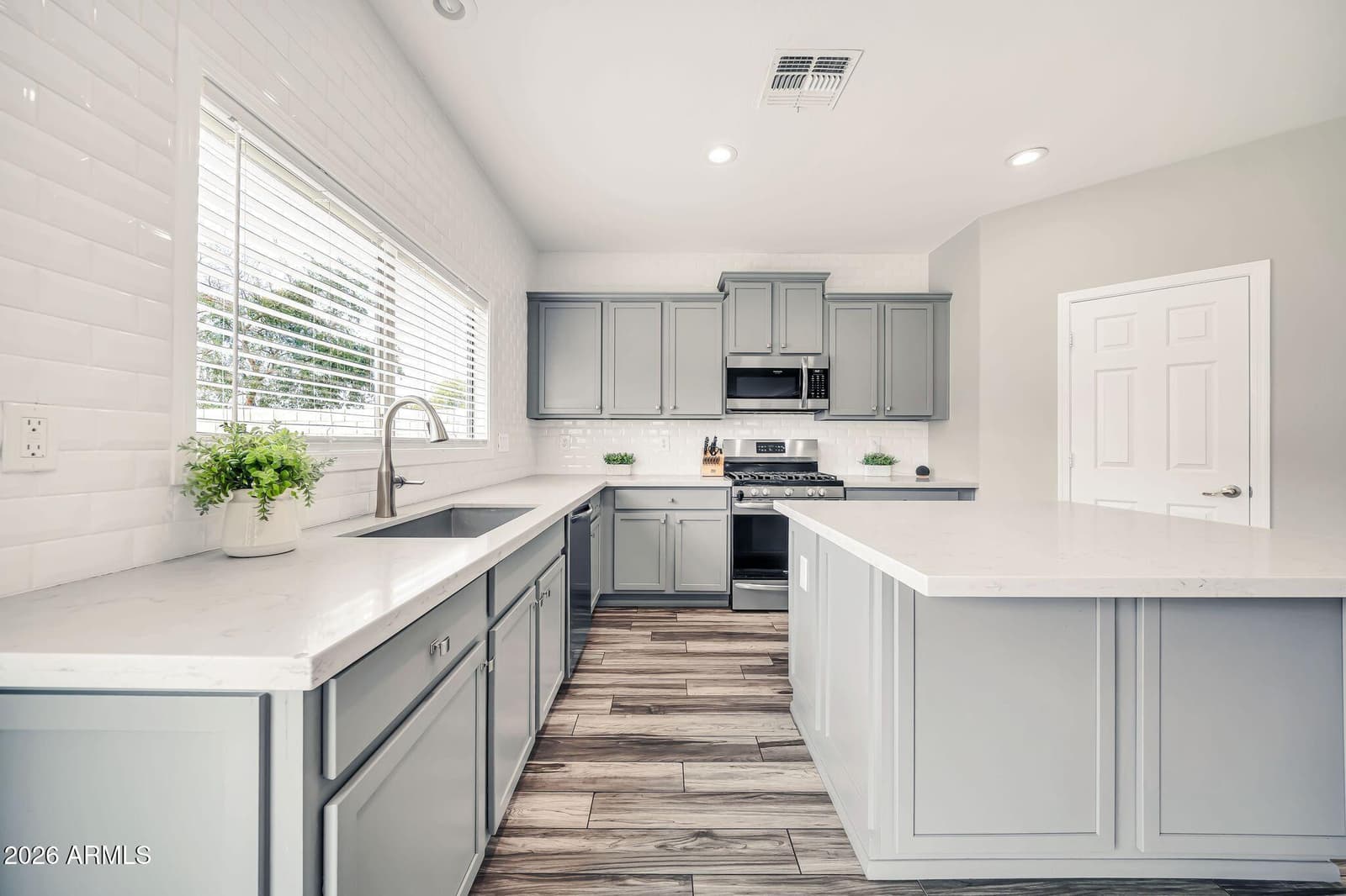 14251 W BANFF Lane, Surprise, AZ 85379 — photo 14 of 54