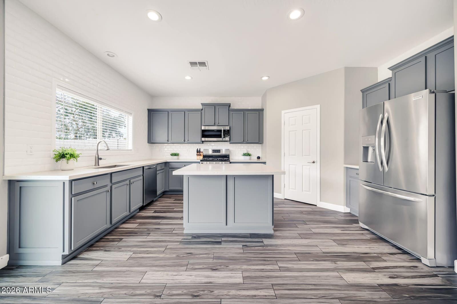 14251 W BANFF Lane, Surprise, AZ 85379 — photo 16 of 54