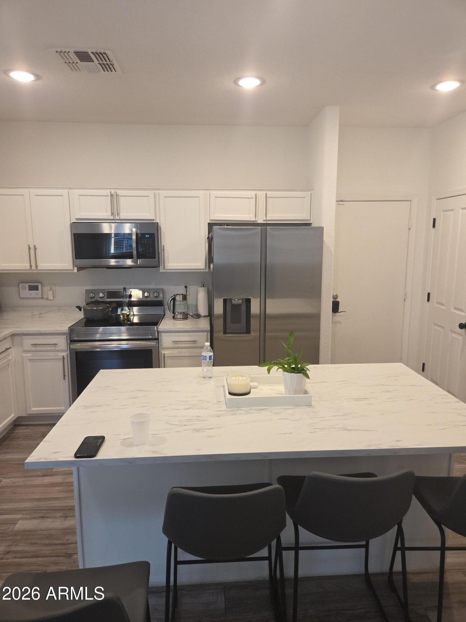 7835 W ALVARADO Road, Phoenix, AZ 85035 — photo 10 of 27