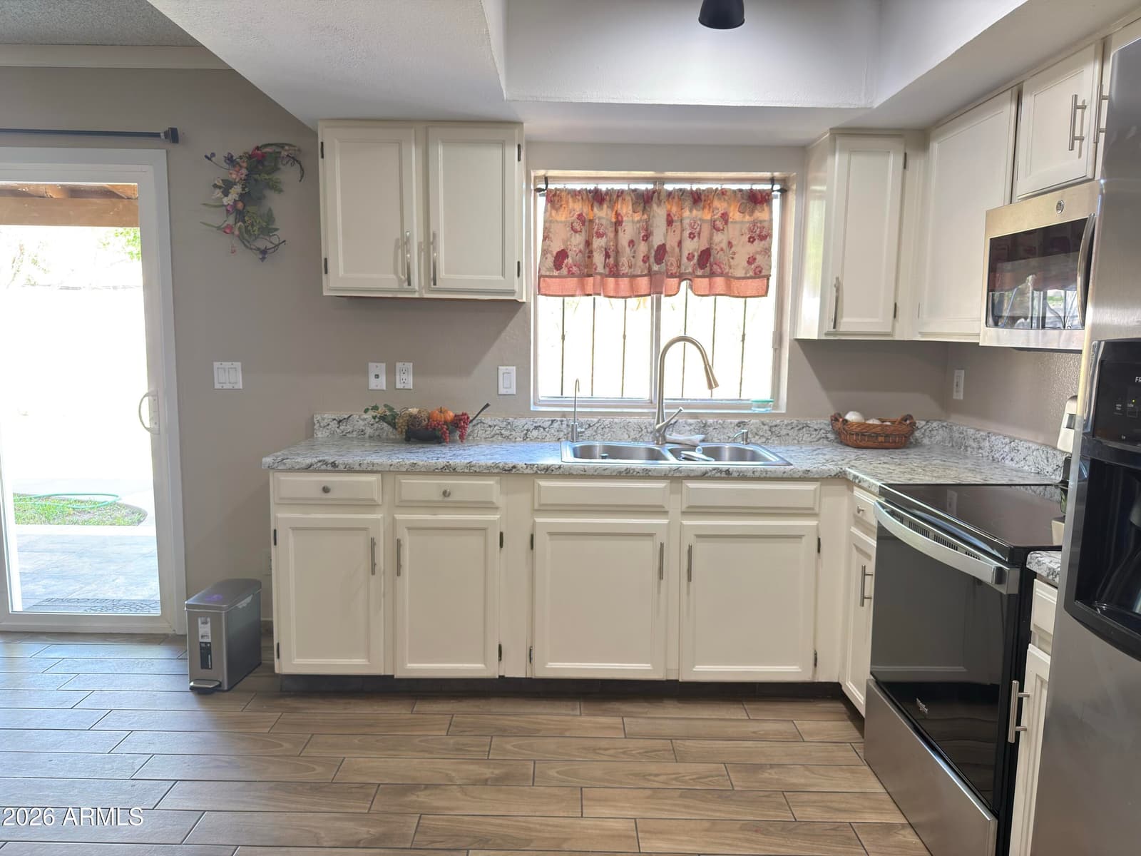 615 N 61ST Drive, Phoenix, AZ 85043 — photo 25 of 34