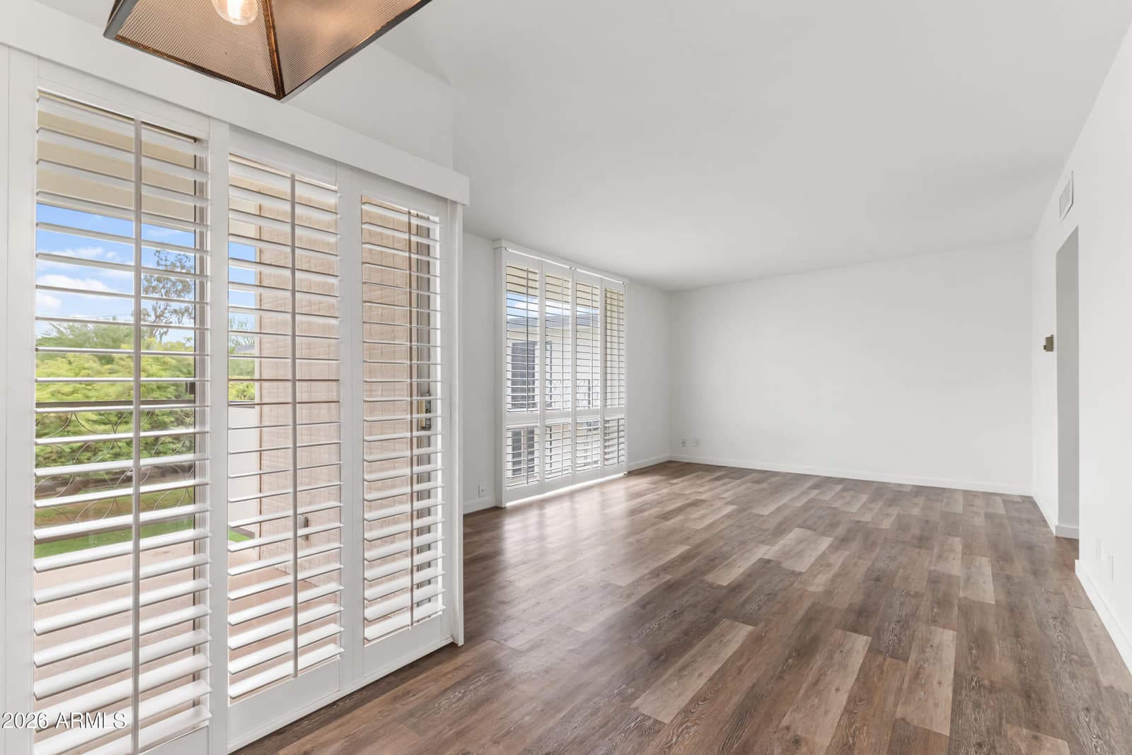 3242 E CAMELBACK Road 204, Phoenix, AZ 85018 — photo 14 of 41