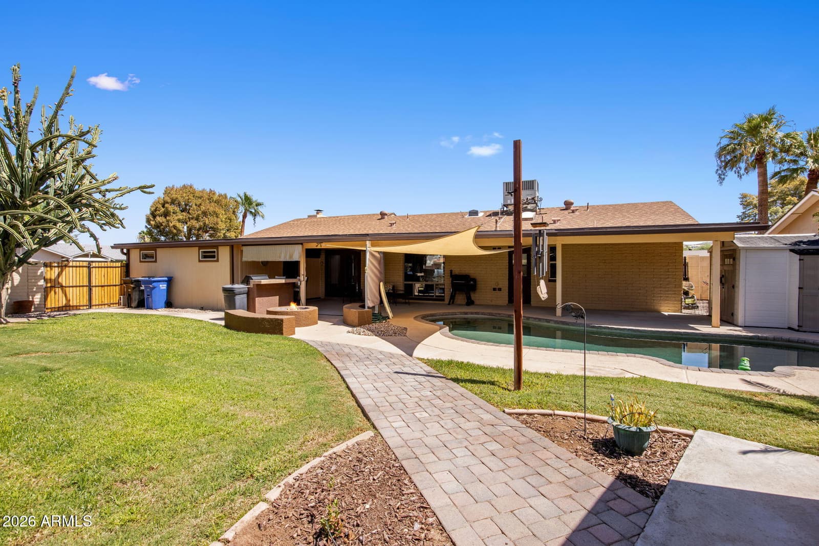 611 E CANTERBURY Lane, Phoenix, AZ 85022 — photo 25 of 33