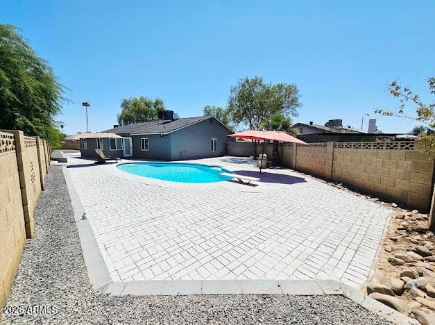 5040 N 69TH Drive, Glendale, AZ 85303 — photo 15 of 16