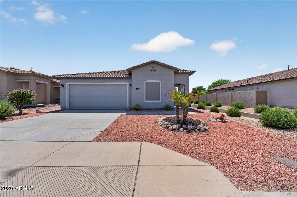 19894 N 108TH Avenue, Sun City, AZ 85373 — photo 2 of 44