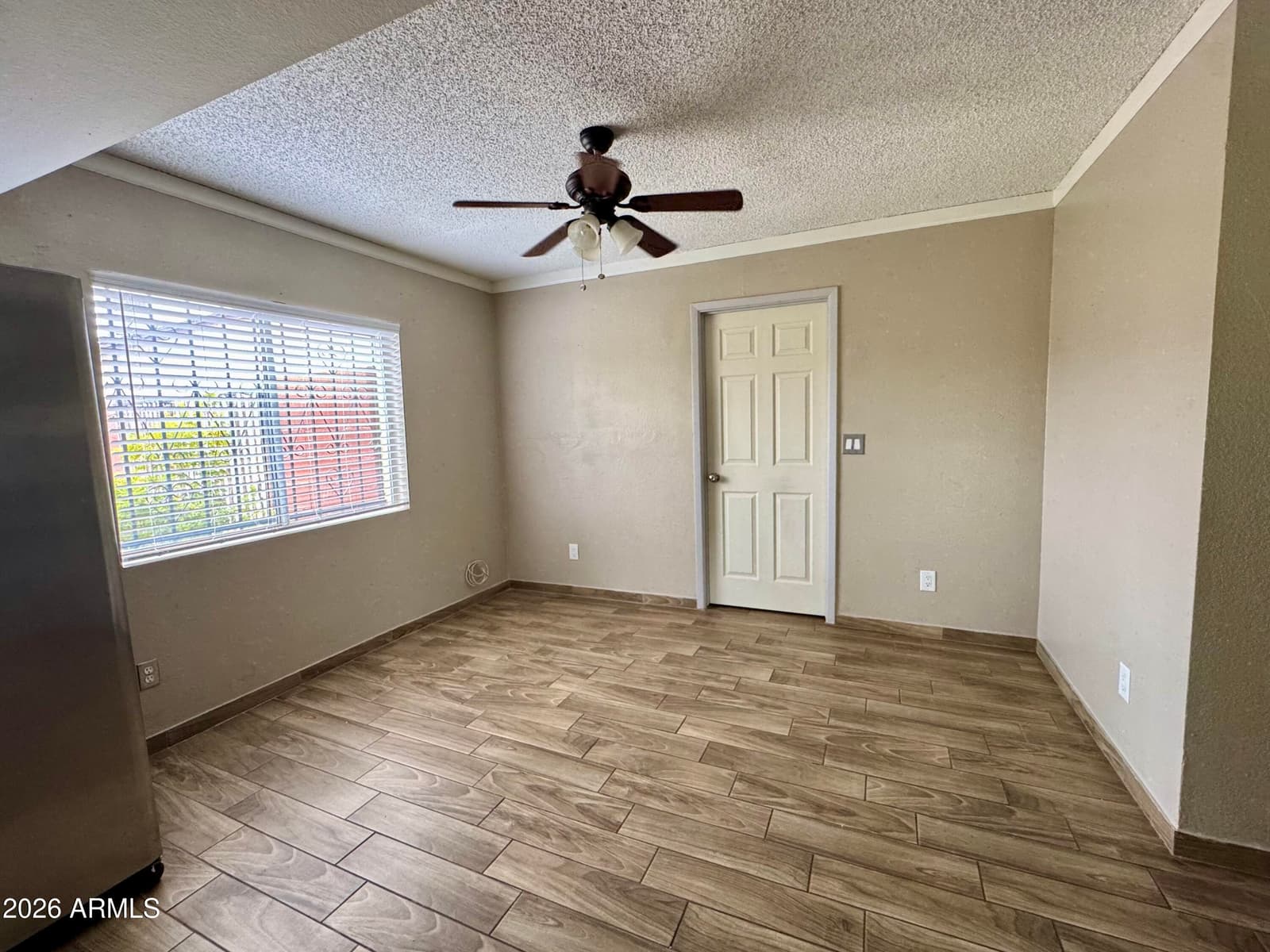 615 N 61ST Drive, Phoenix, AZ 85043 — photo 12 of 34