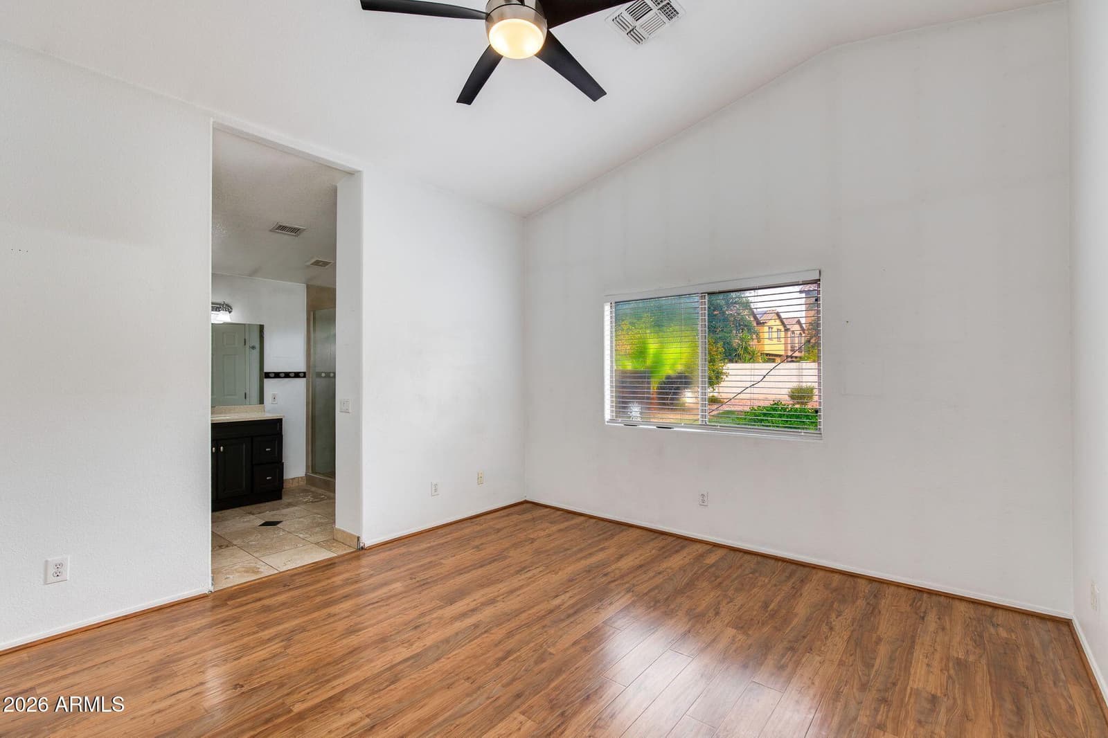2010 E AIRE LIBRE Avenue, Phoenix, AZ 85022 — photo 12 of 24