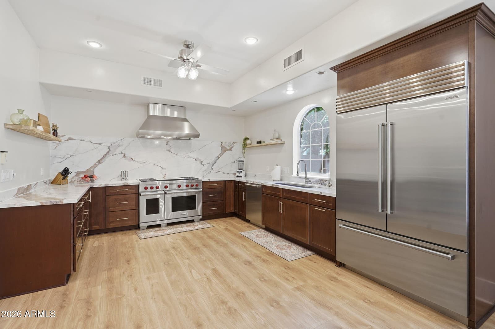 302 S TUCANA Court, Gilbert, AZ 85296 — photo 12 of 43