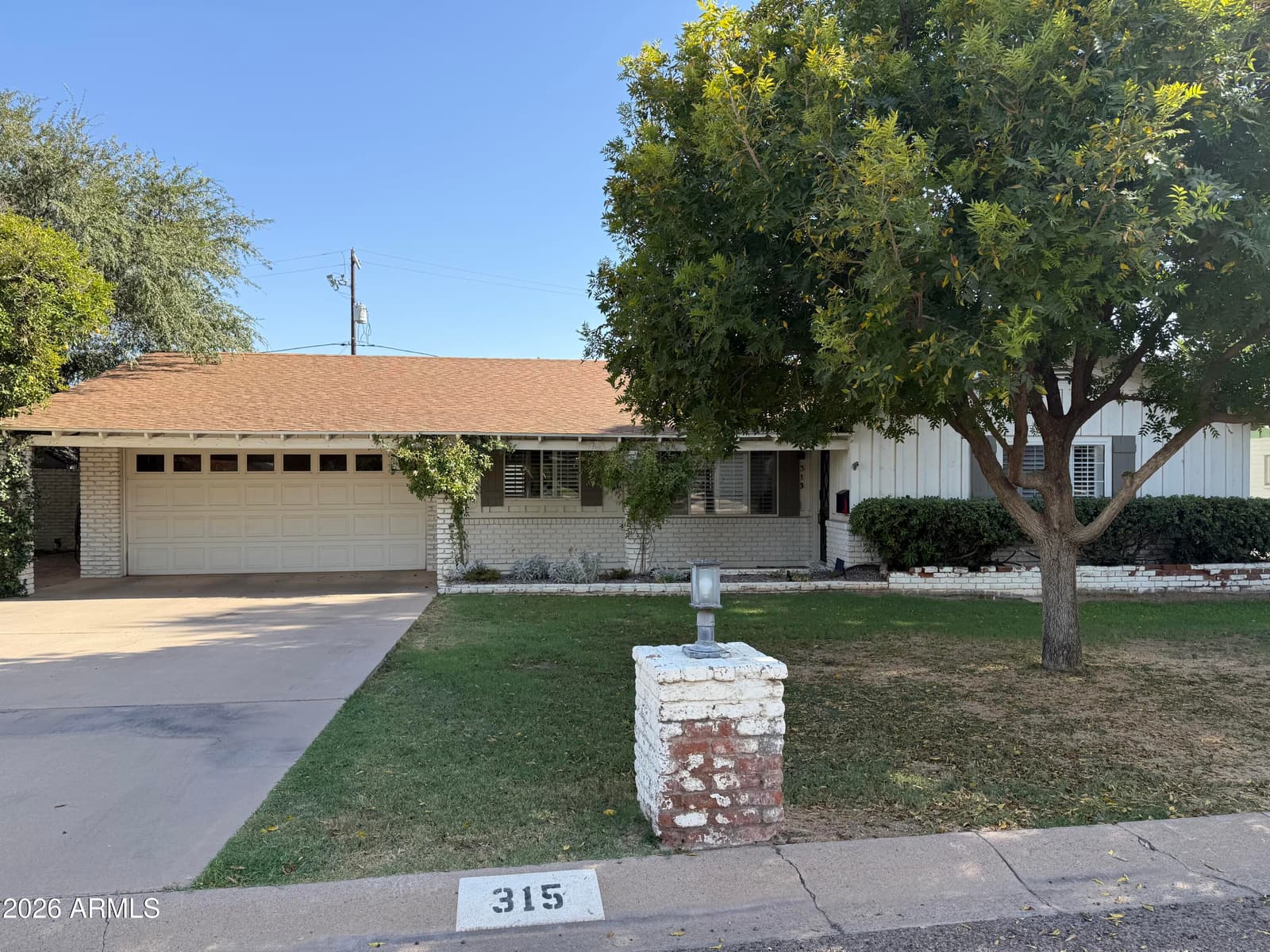315 E KEIM Drive, Phoenix, AZ 85012 — photo 2 of 16