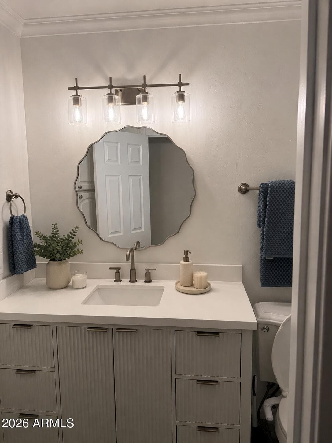 315 E KEIM Drive, Phoenix, AZ 85012 — photo 10 of 16