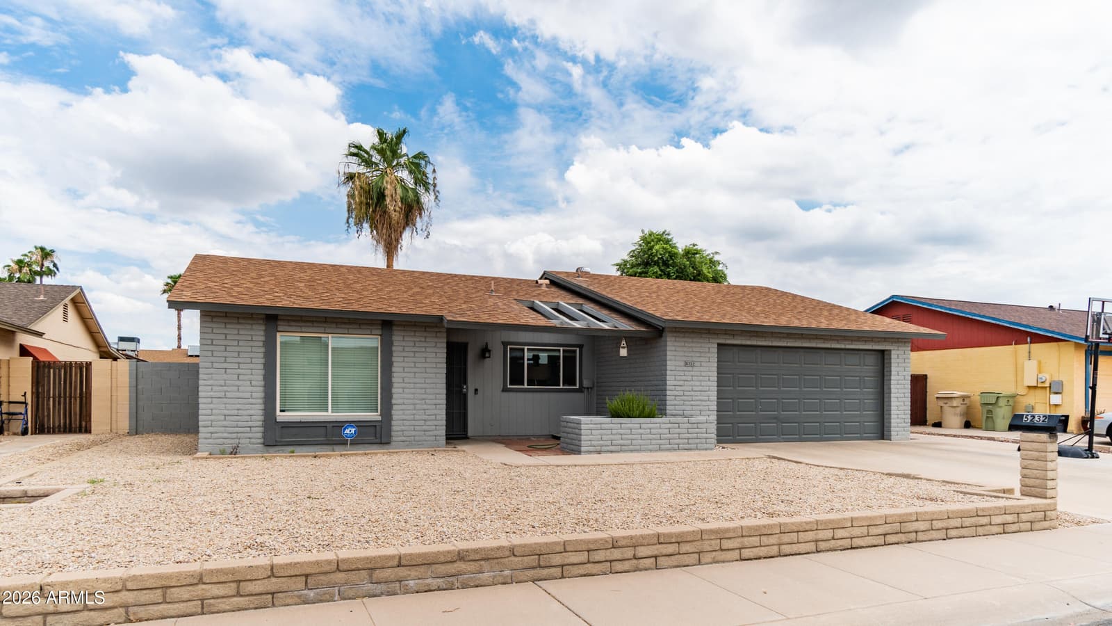 5232 W ONYX Avenue, Glendale, AZ 85302 — photo 4 of 25