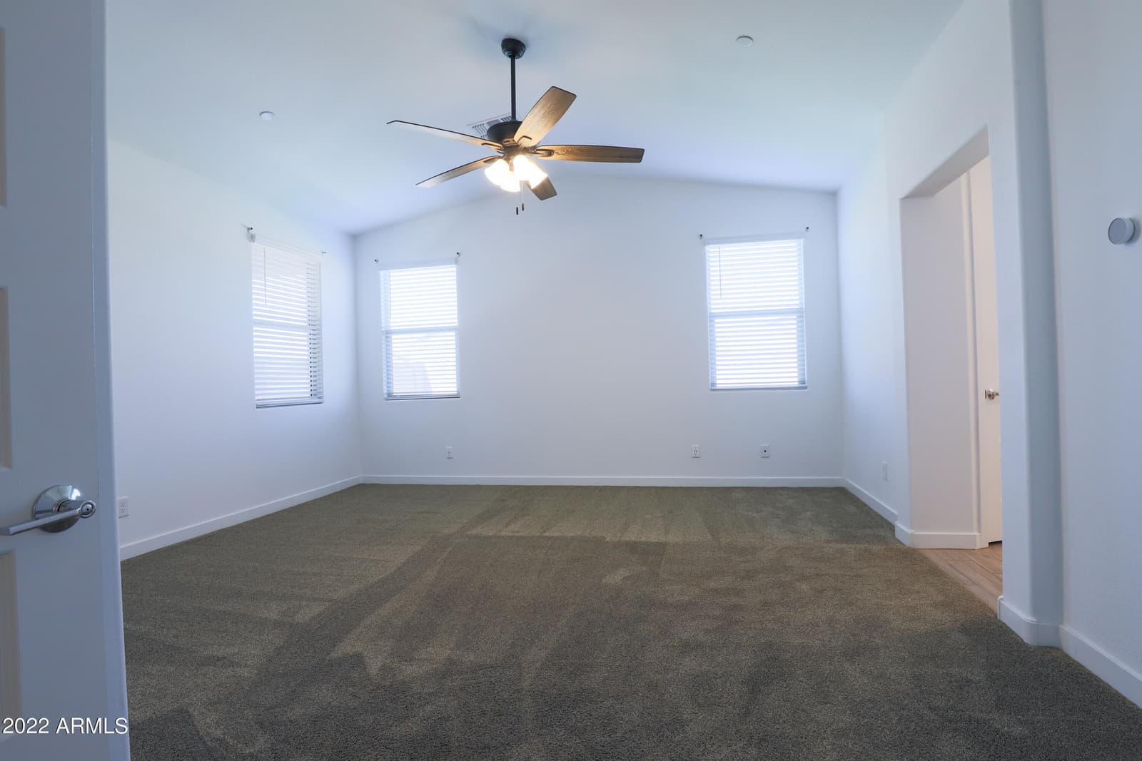 9606 E TESLA Avenue, Mesa, AZ 85212 — photo 16 of 35
