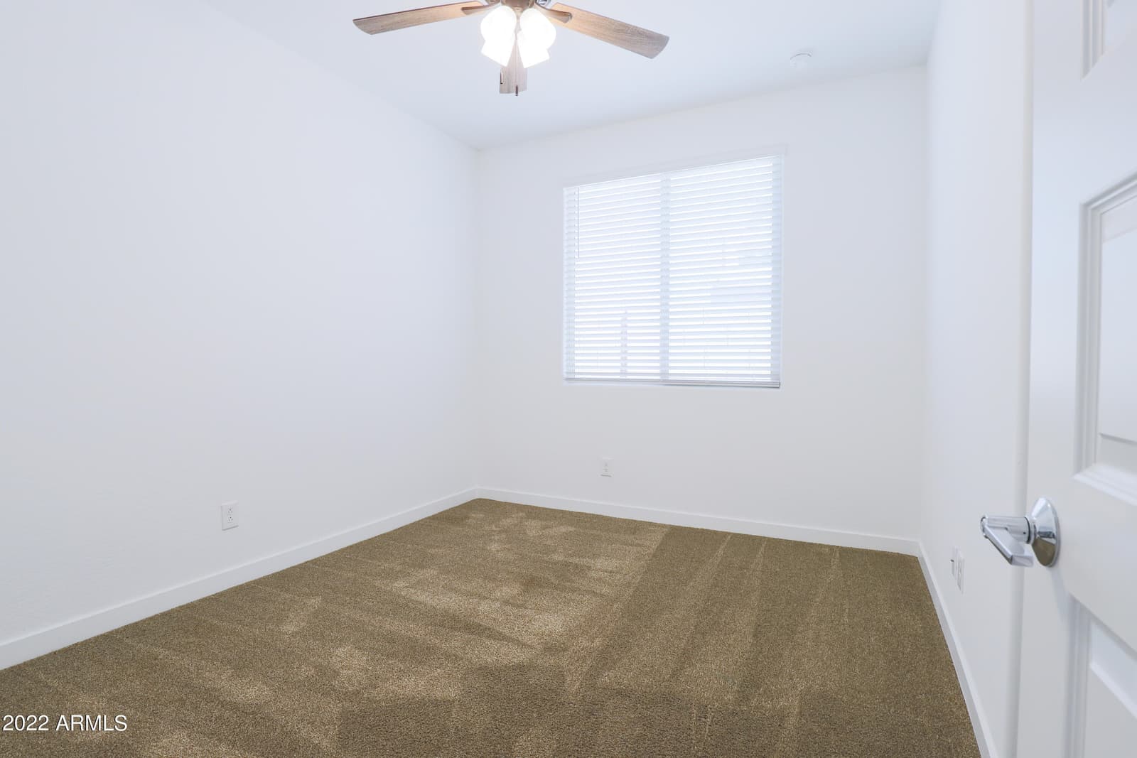 9606 E TESLA Avenue, Mesa, AZ 85212 — photo 20 of 35