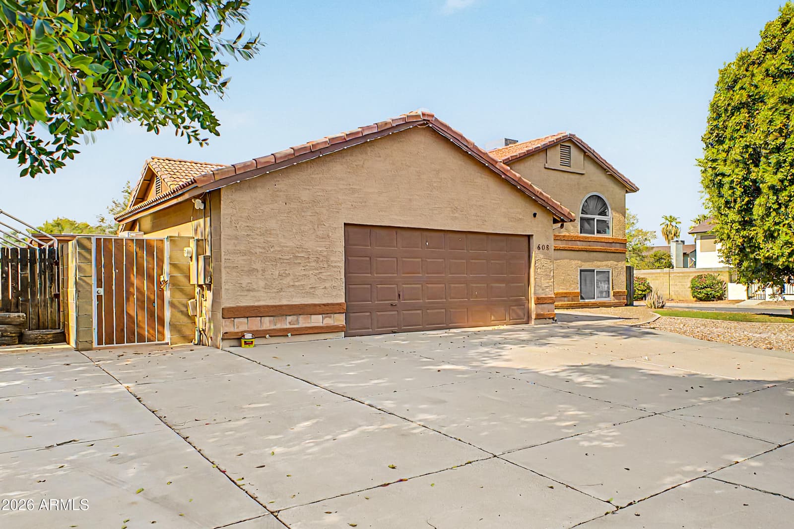 608 E APPALOOSA Road, Gilbert, AZ 85296 — photo 2 of 48