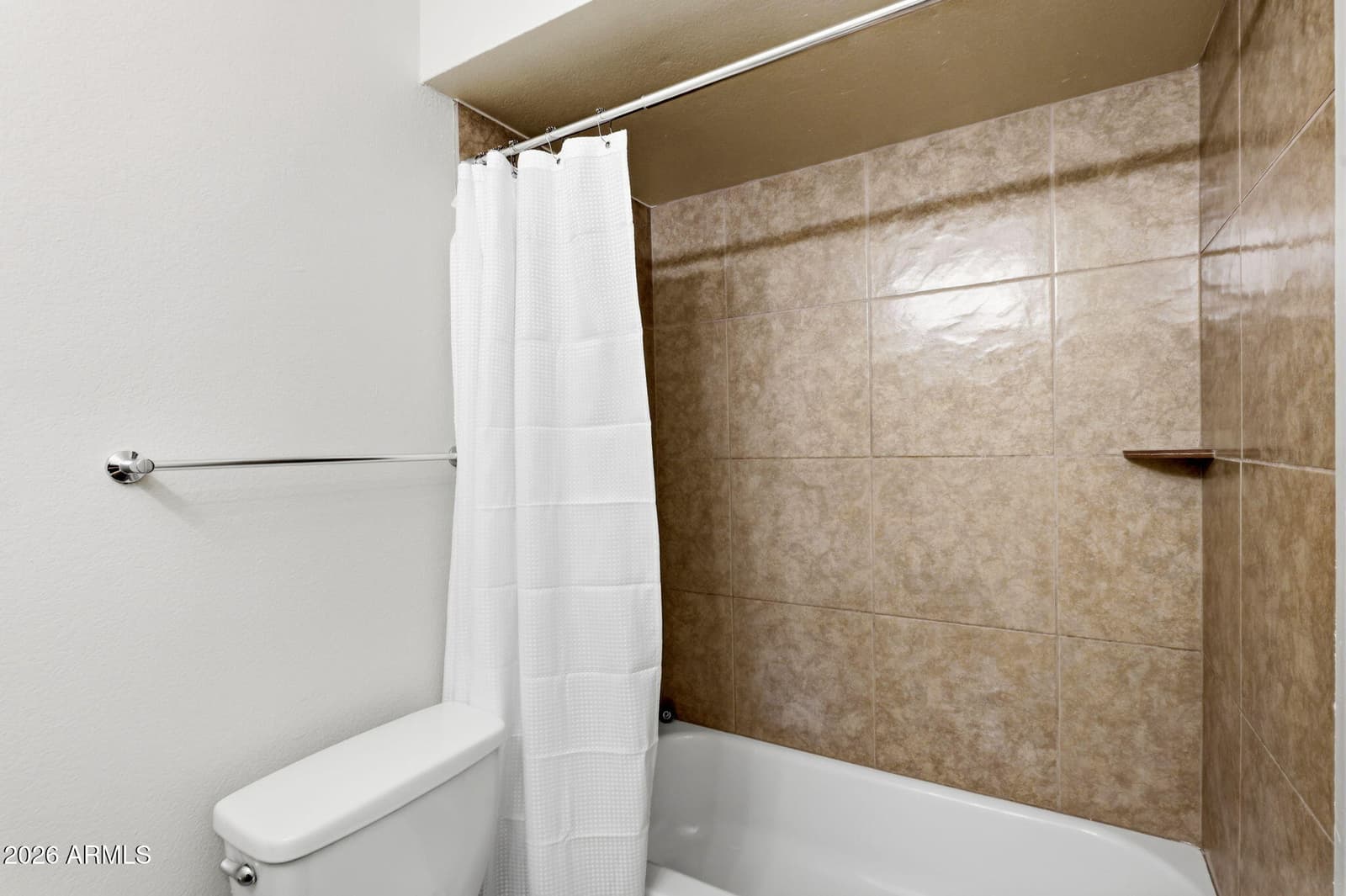 4625 N 75th Lane, Phoenix, AZ 85033 — photo 14 of 32