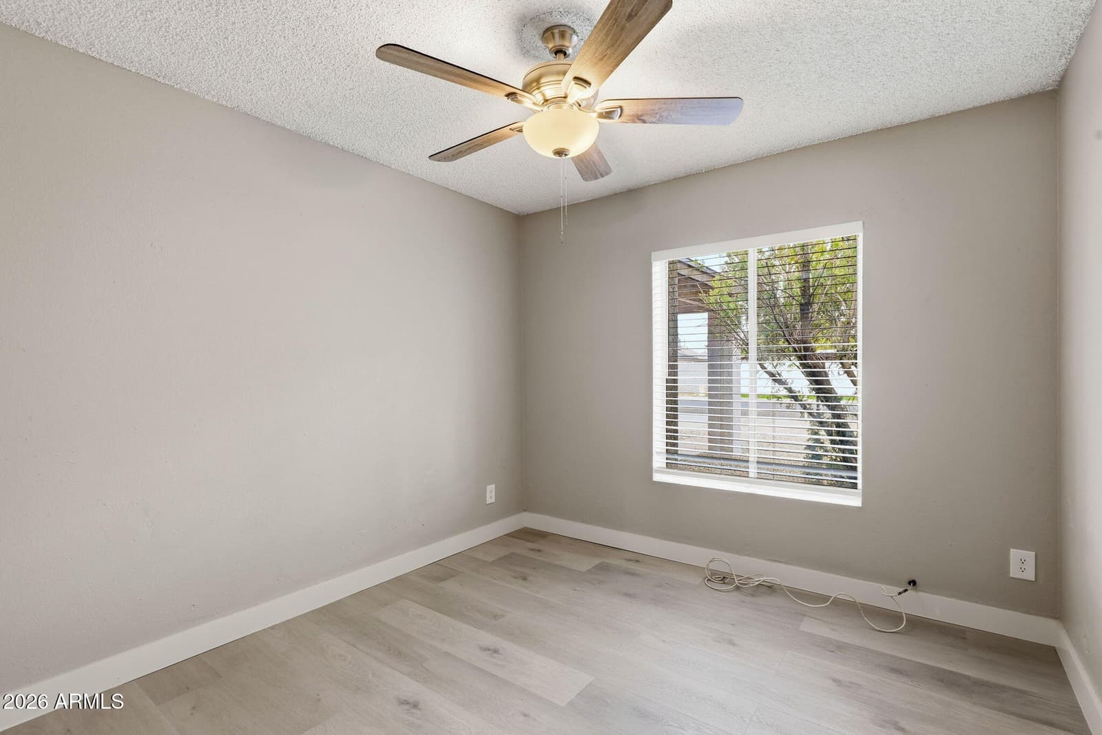 4625 N 75th Lane, Phoenix, AZ 85033 — photo 16 of 32