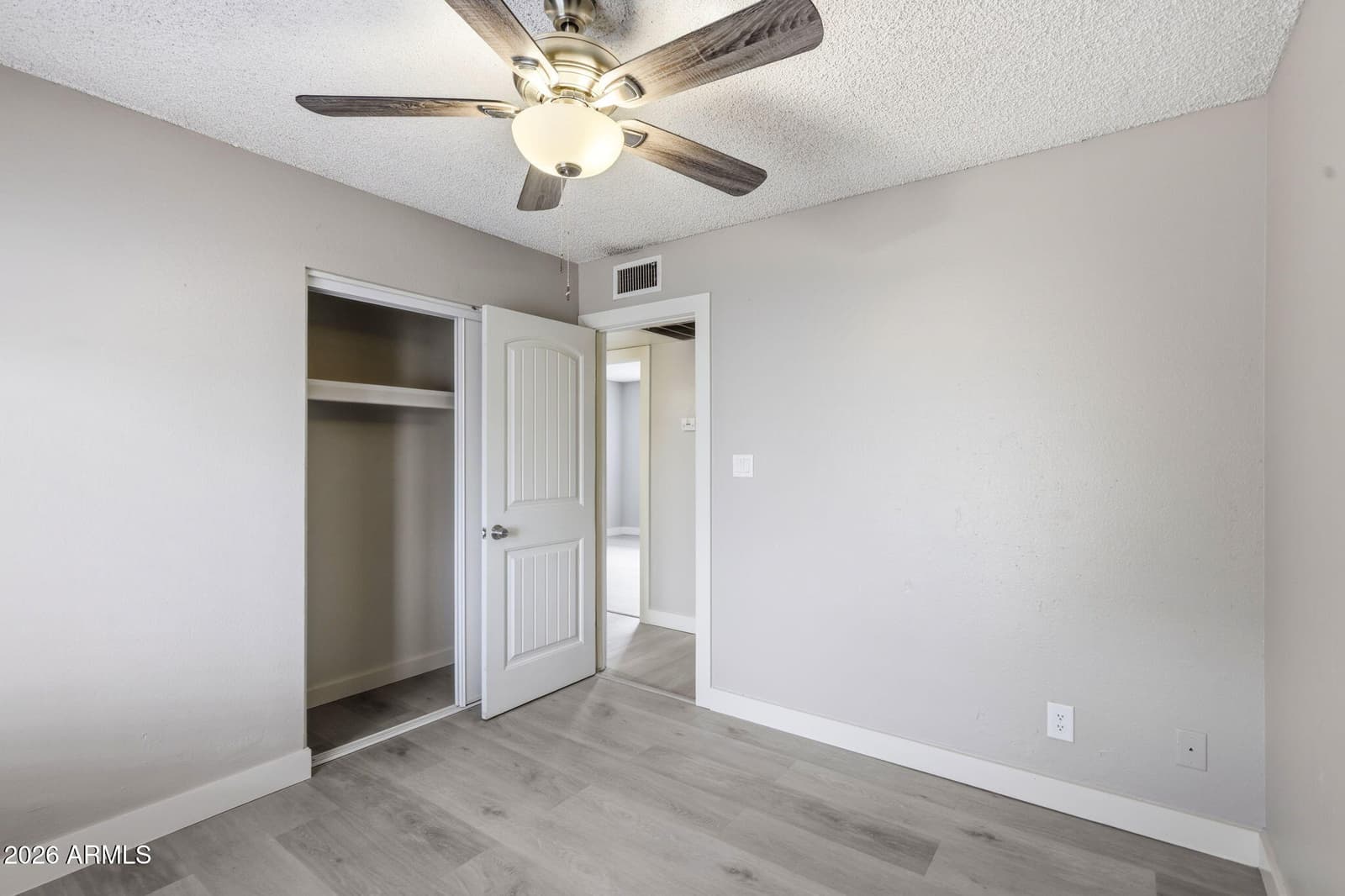 4625 N 75th Lane, Phoenix, AZ 85033 — photo 17 of 32