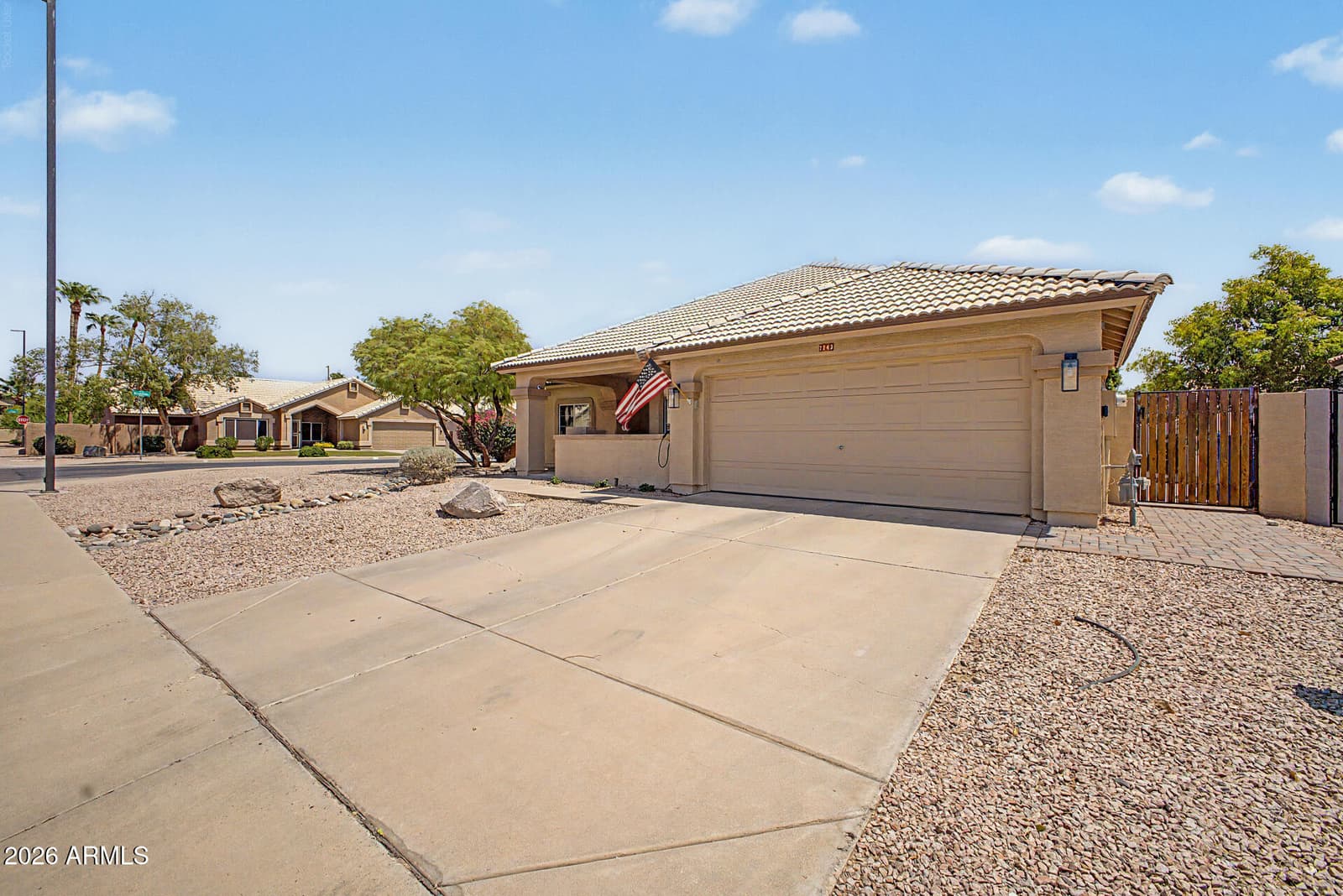 7143 E MILAGRO Avenue, Mesa, AZ 85209 — photo 5 of 33