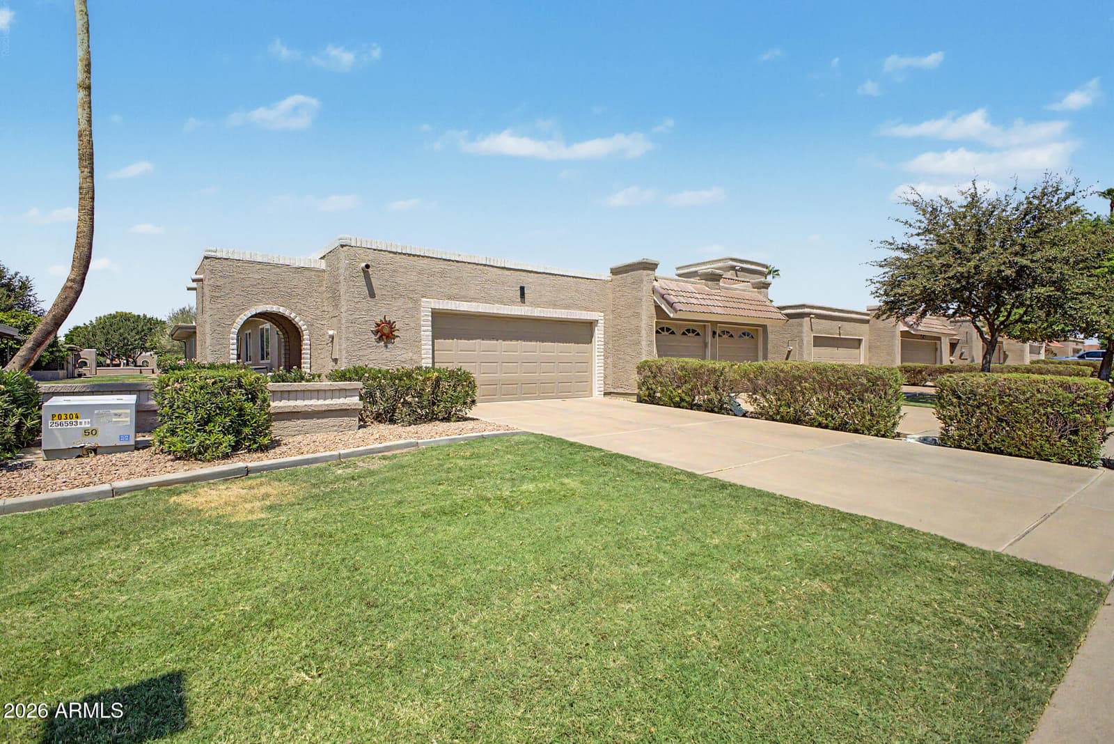 25244 S BERRY BROOK Drive, Sun Lakes, AZ 85248 — photo 1 of 47