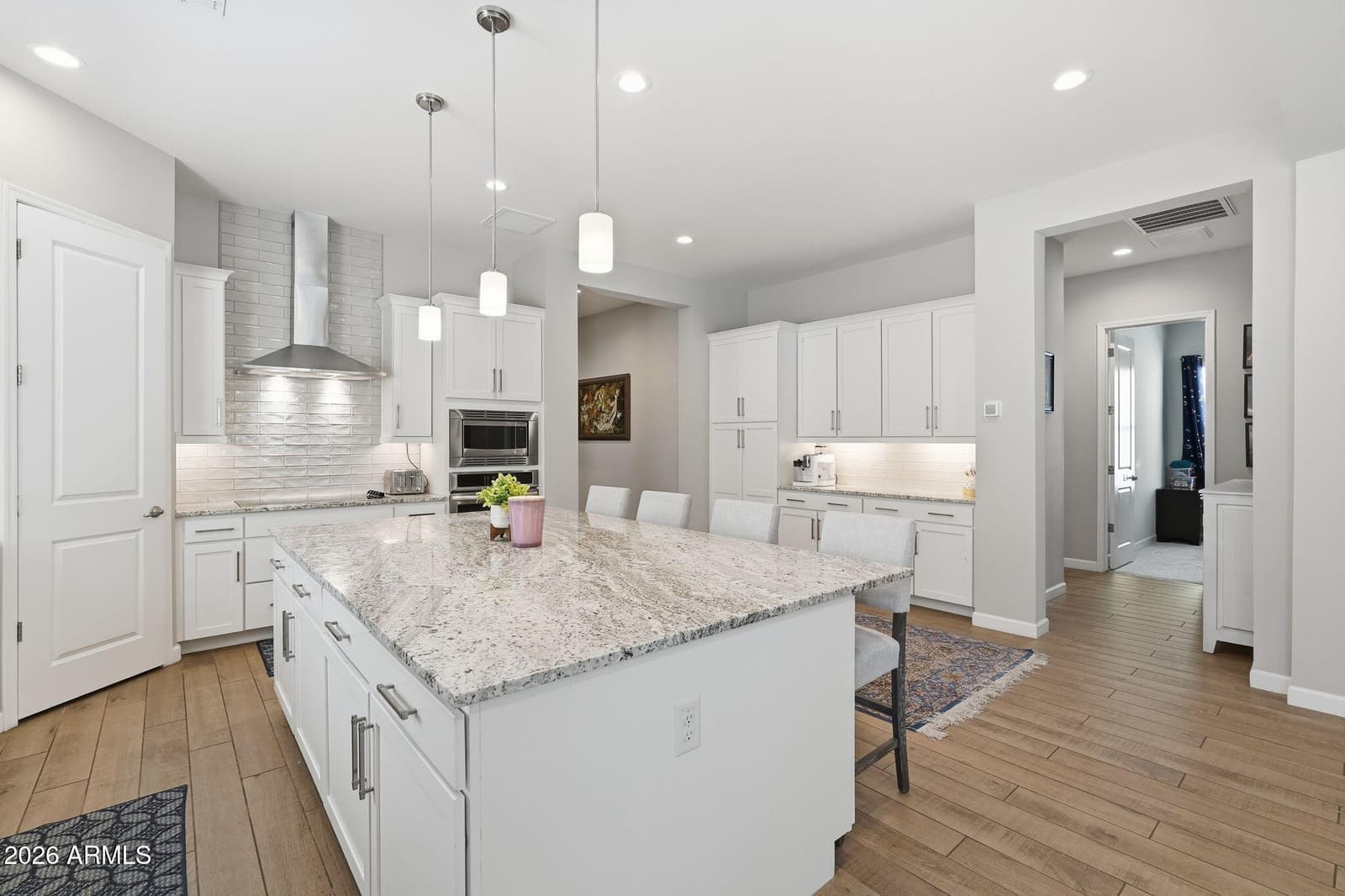 6620 E LIBBY Street, Phoenix, AZ 85054 — photo 14 of 51