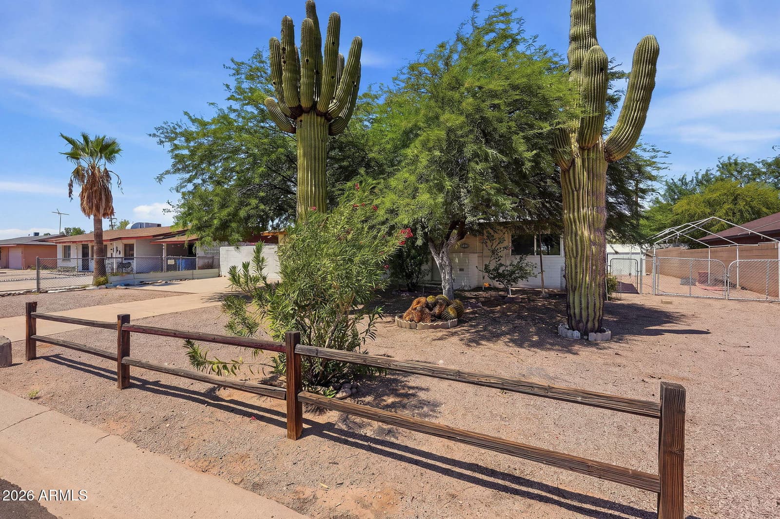 844 E DESERT Avenue, Apache Junction, AZ 85119 — photo 3 of 30