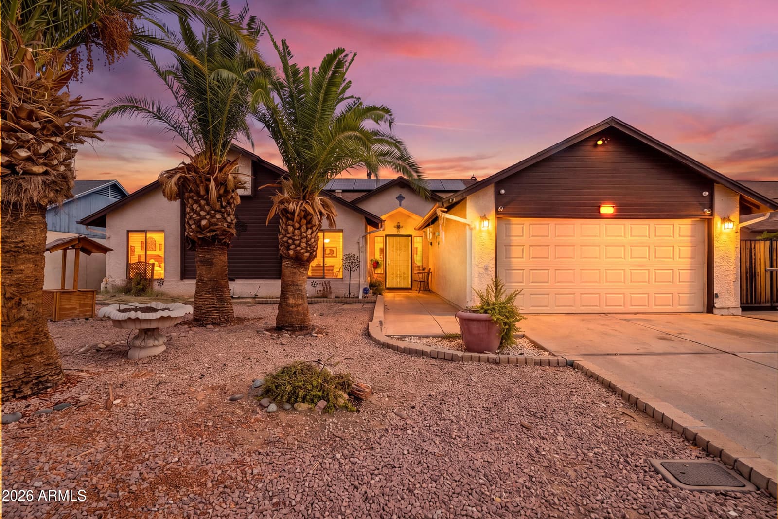 5138 W DIANA Avenue, Glendale, AZ 85302 — photo 1 of 40