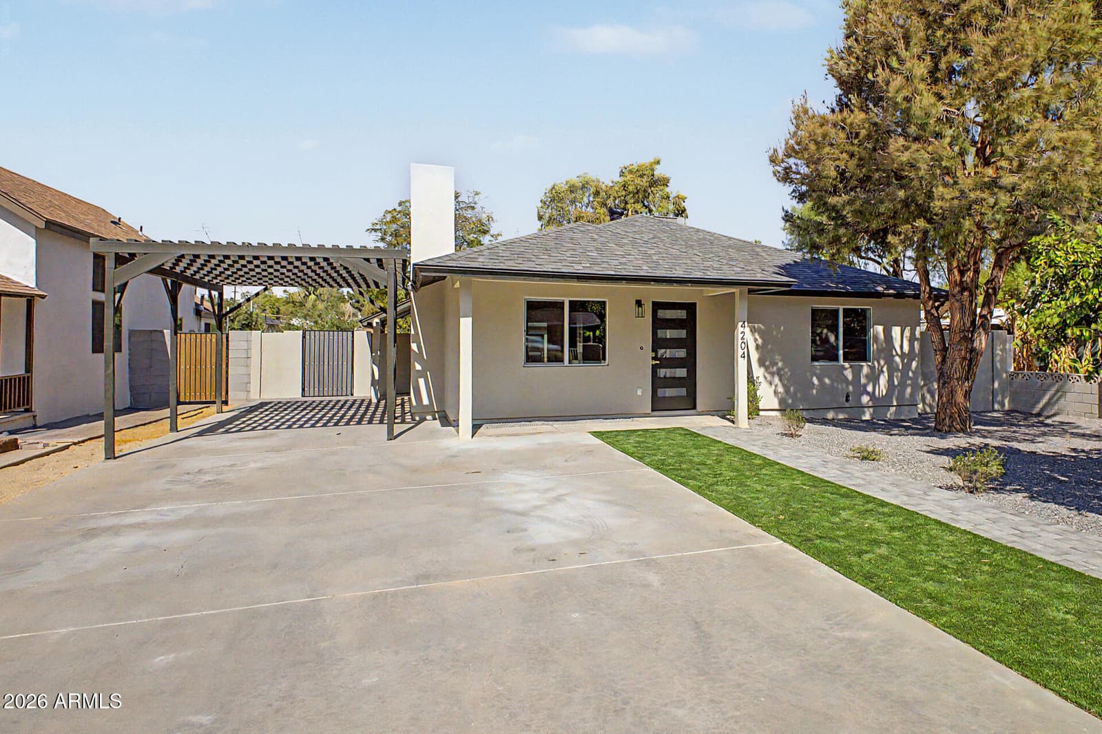 4204 N 19TH Street, Phoenix, AZ 85016 — photo 6 of 40