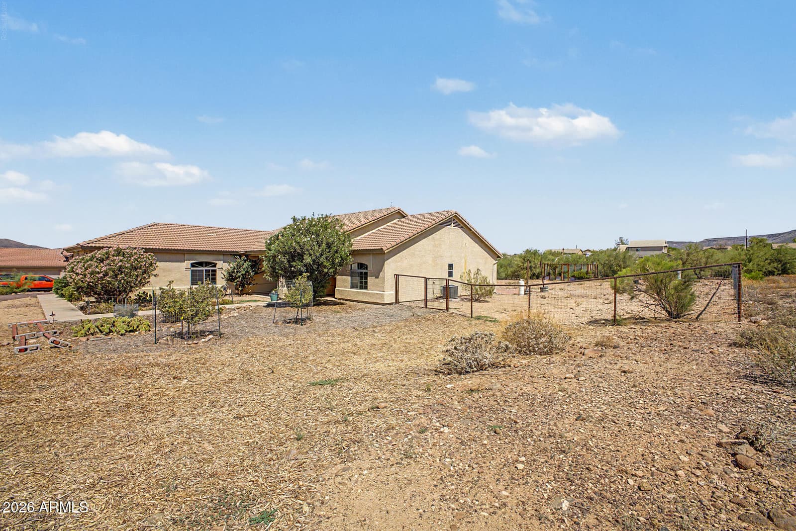 44614 N 20TH Street, New River, AZ 85087 — photo 6 of 39