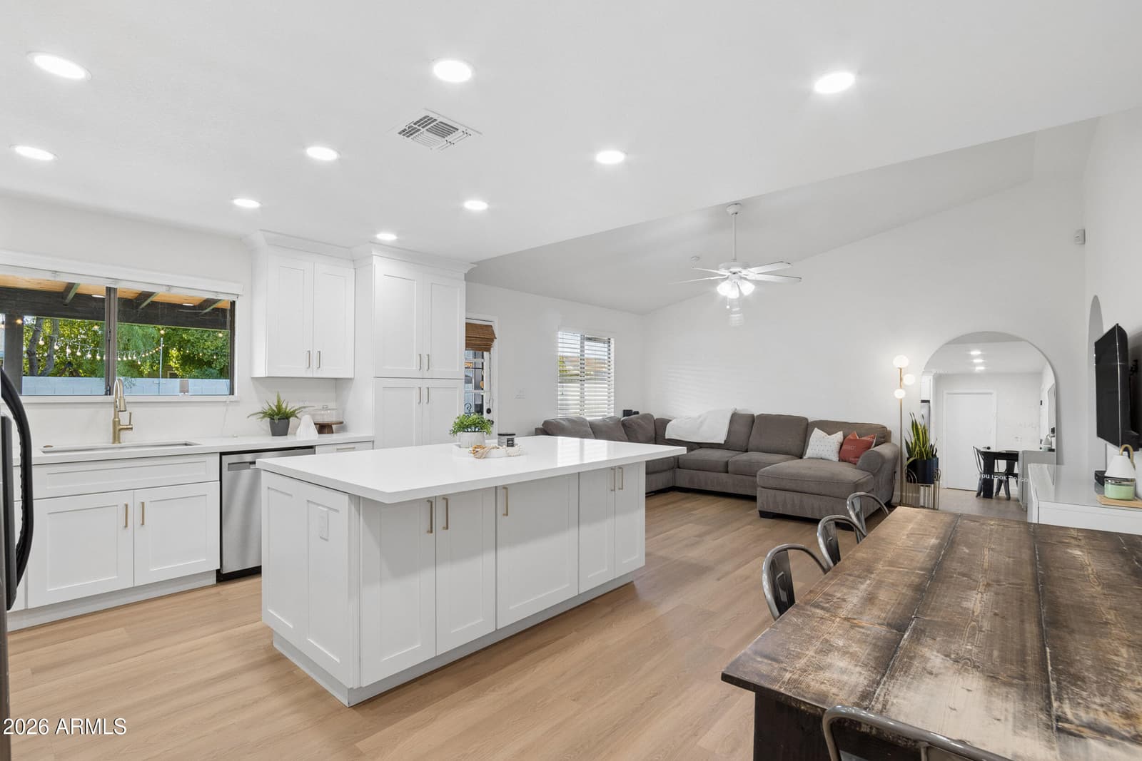 3850 E GROVE Avenue, Mesa, AZ 85206 — photo 13 of 45