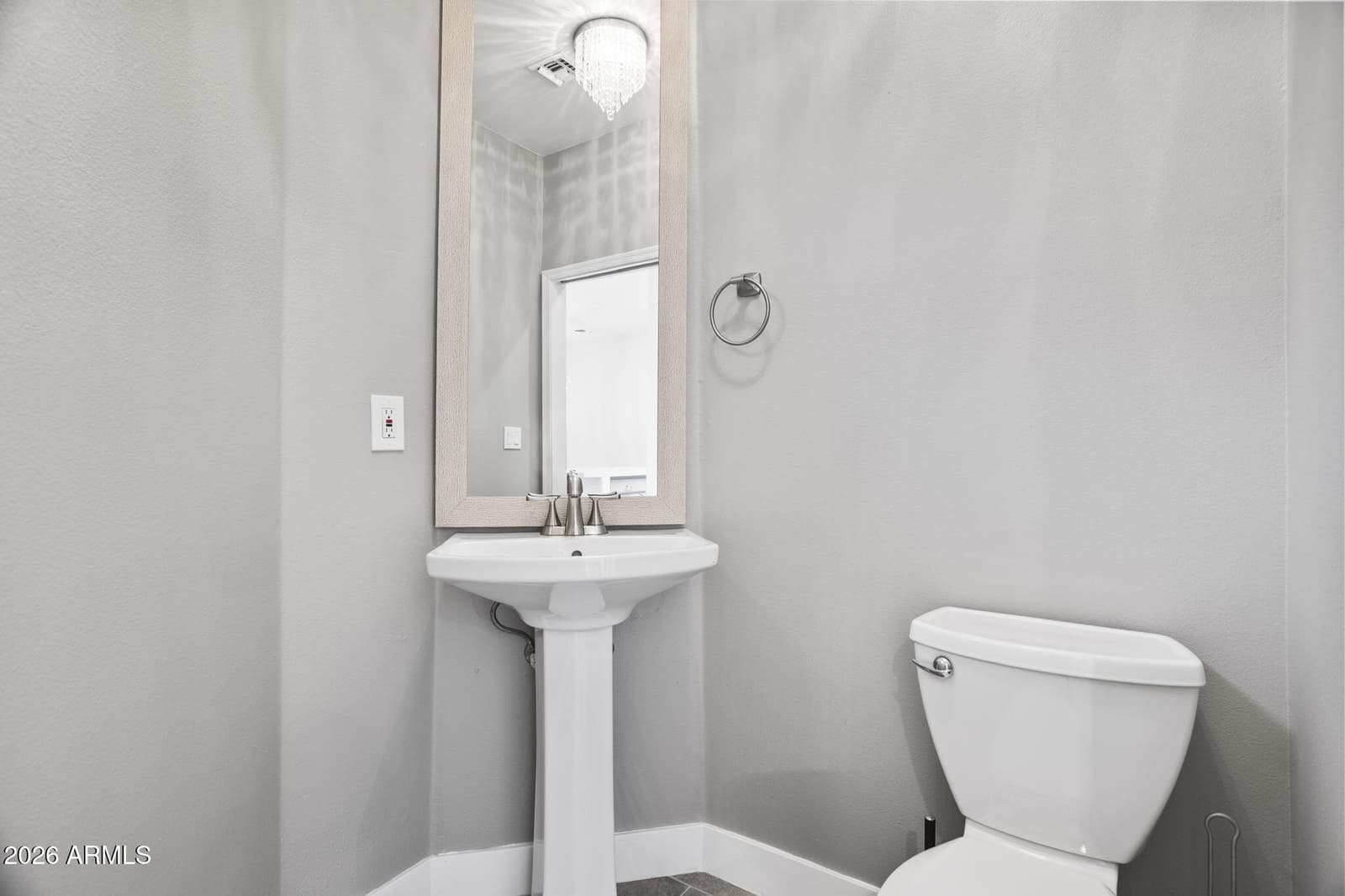3221 N 37TH Street 18, Phoenix, AZ 85018 — photo 18 of 27
