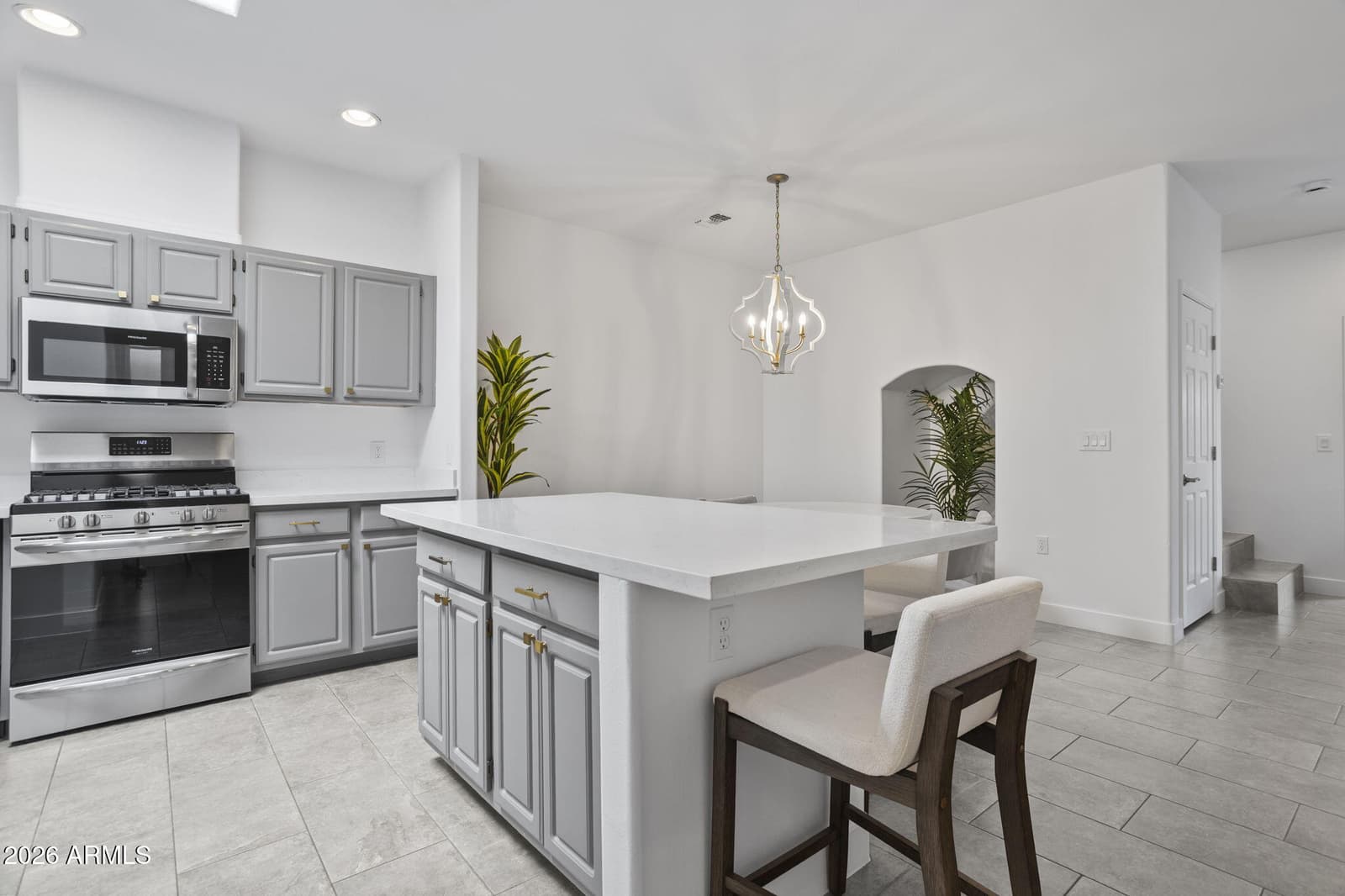 3221 N 37TH Street 18, Phoenix, AZ 85018 — photo 7 of 27