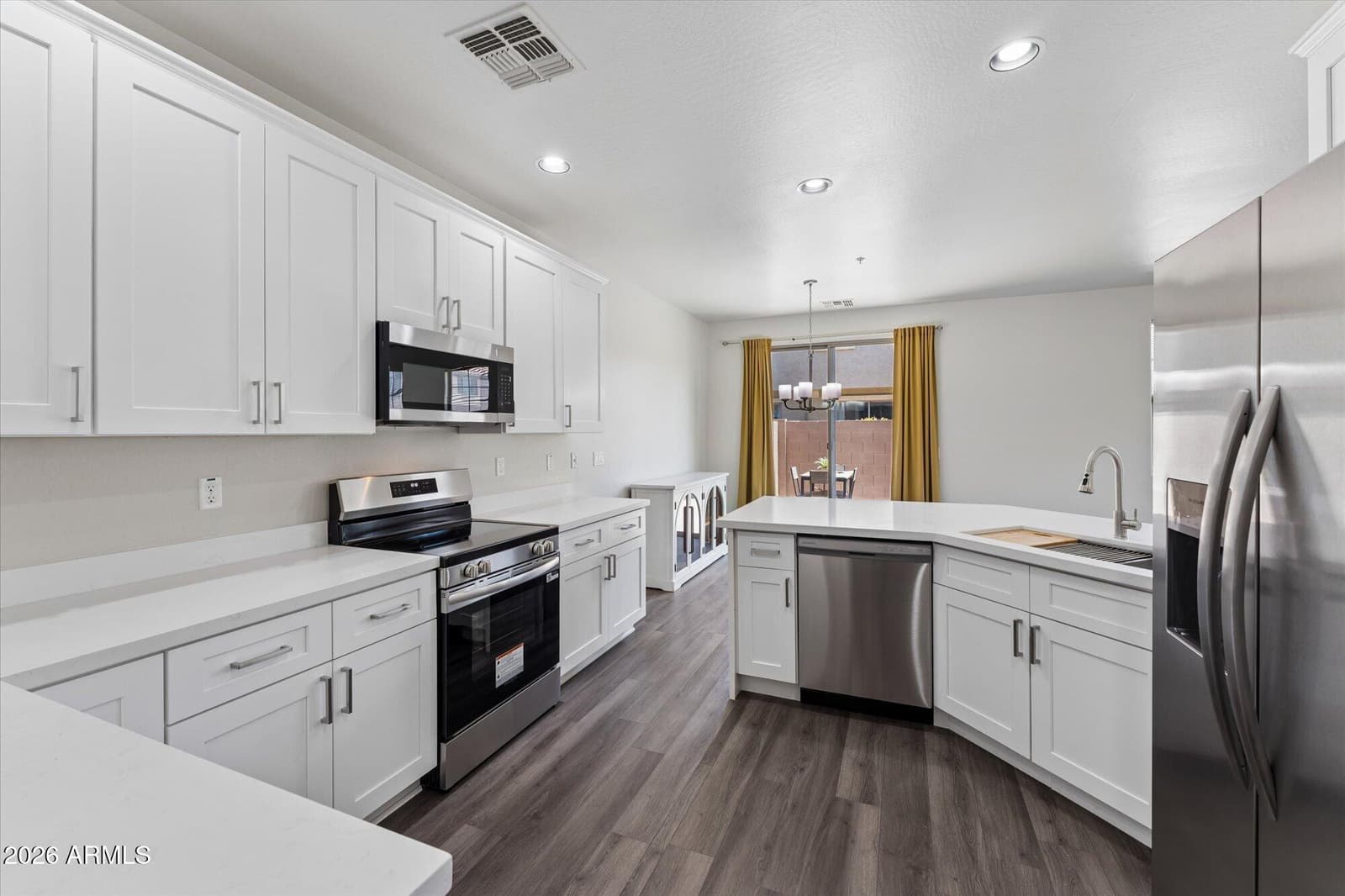 1433 N 80TH Lane, Phoenix, AZ 85043 — photo 4 of 43