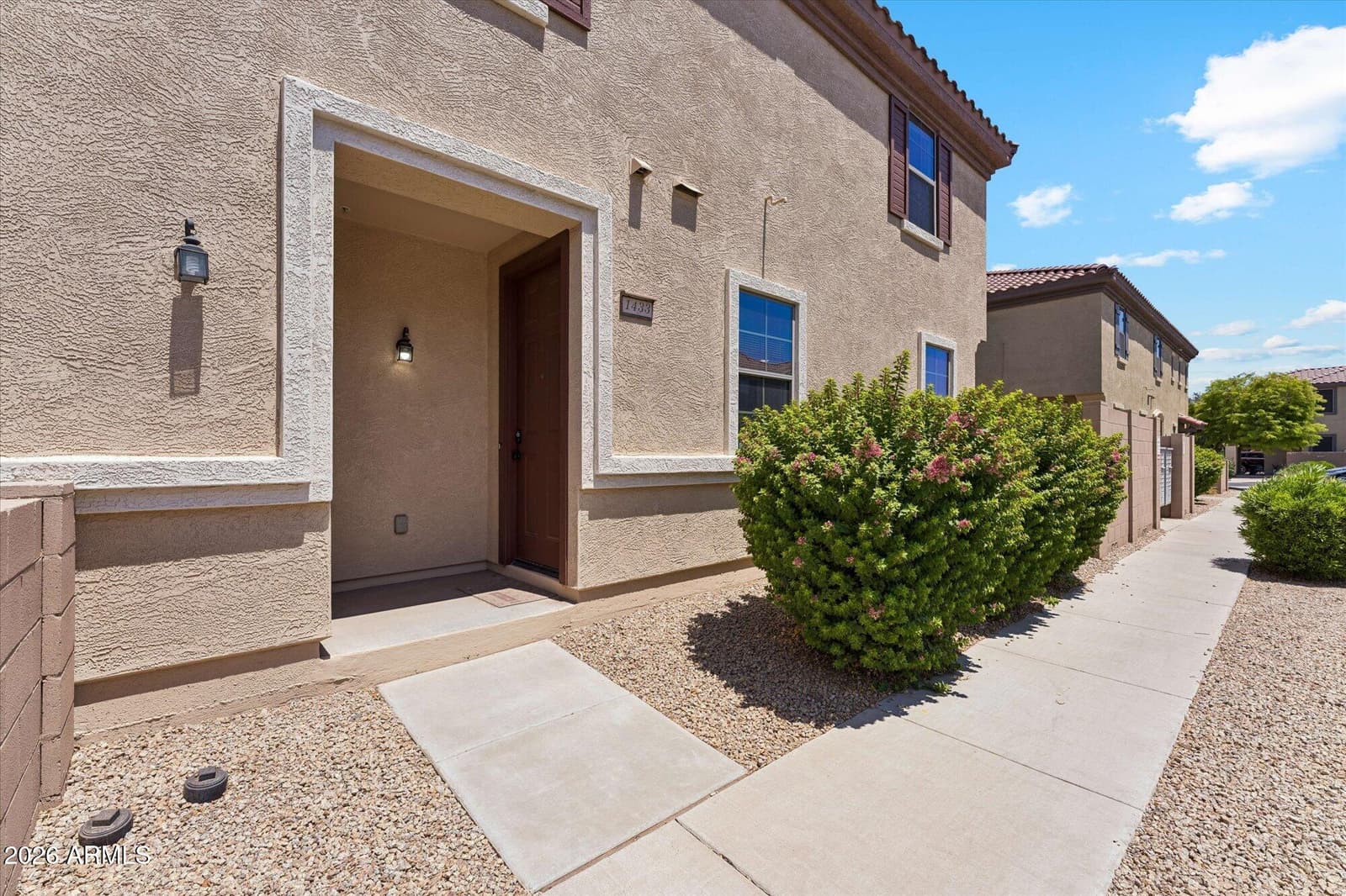 1433 N 80TH Lane, Phoenix, AZ 85043 — photo 3 of 43
