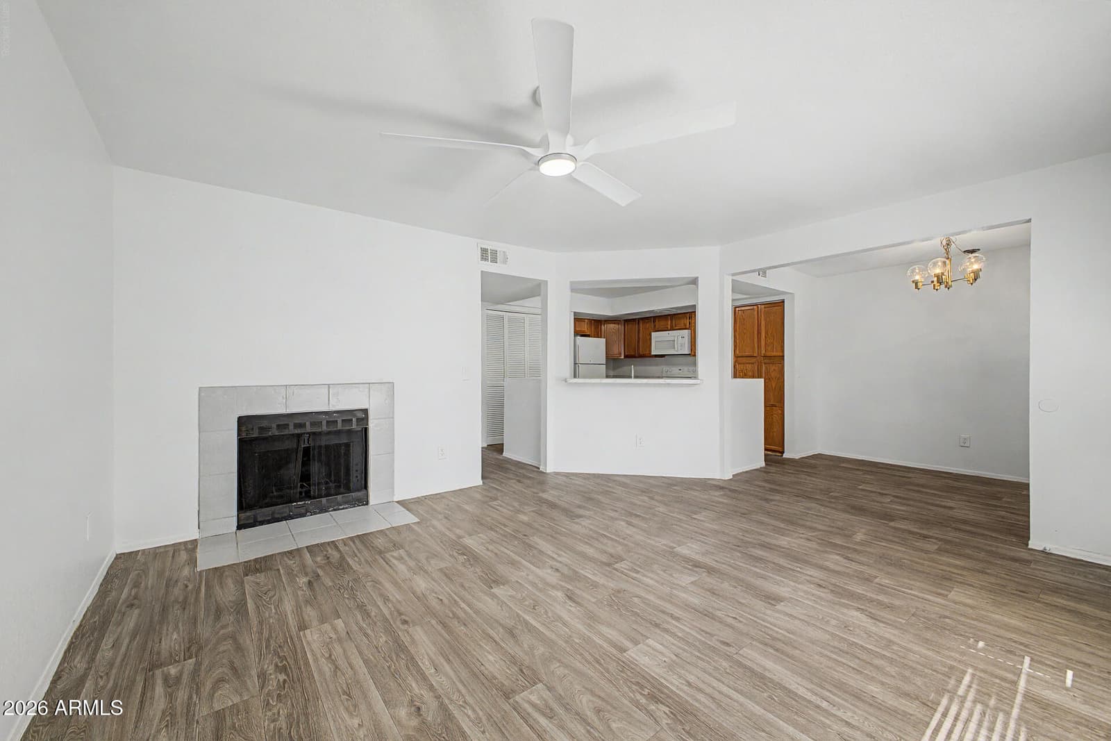 1331 W BASELINE Road 260, Mesa, AZ 85202 — photo 6 of 35