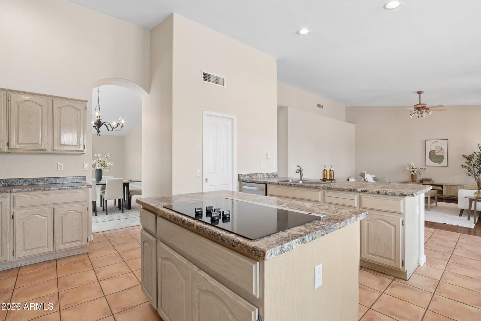 3021 N 152ND Avenue, Goodyear, AZ 85395 — photo 8 of 58